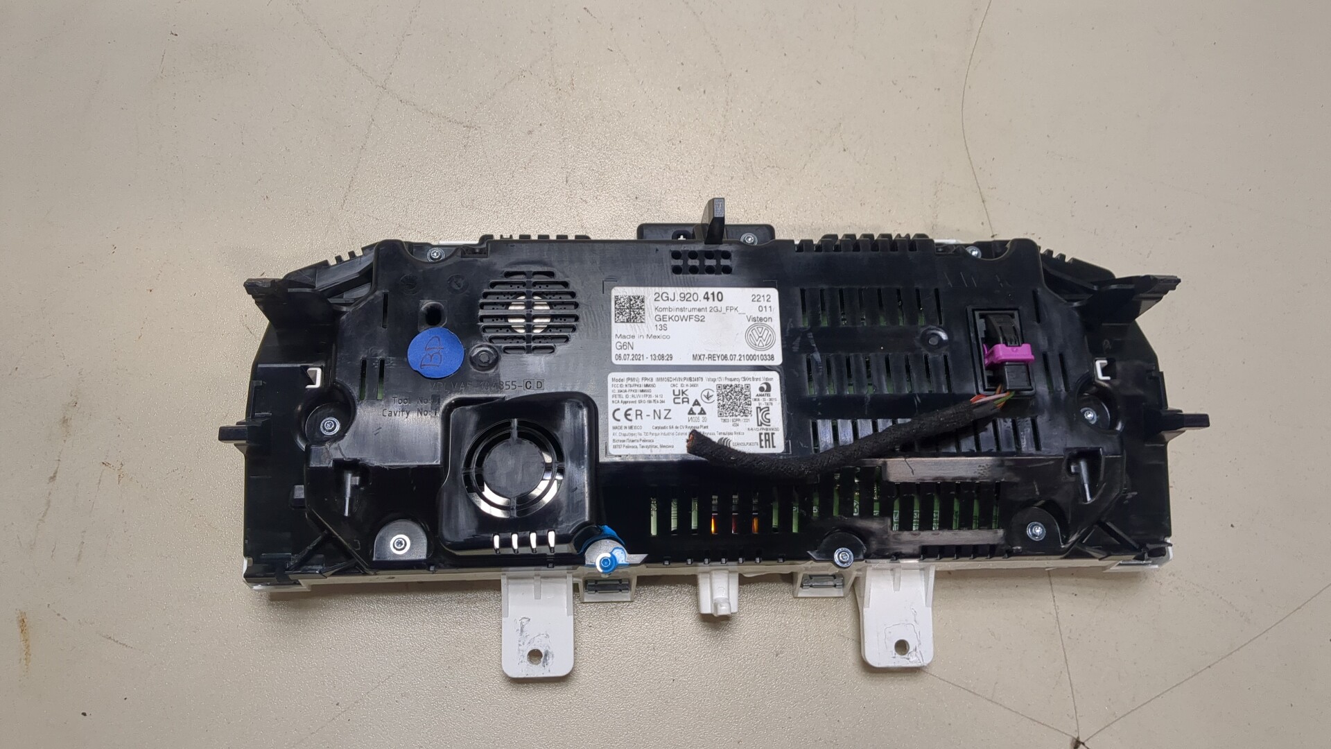 Панель приборов