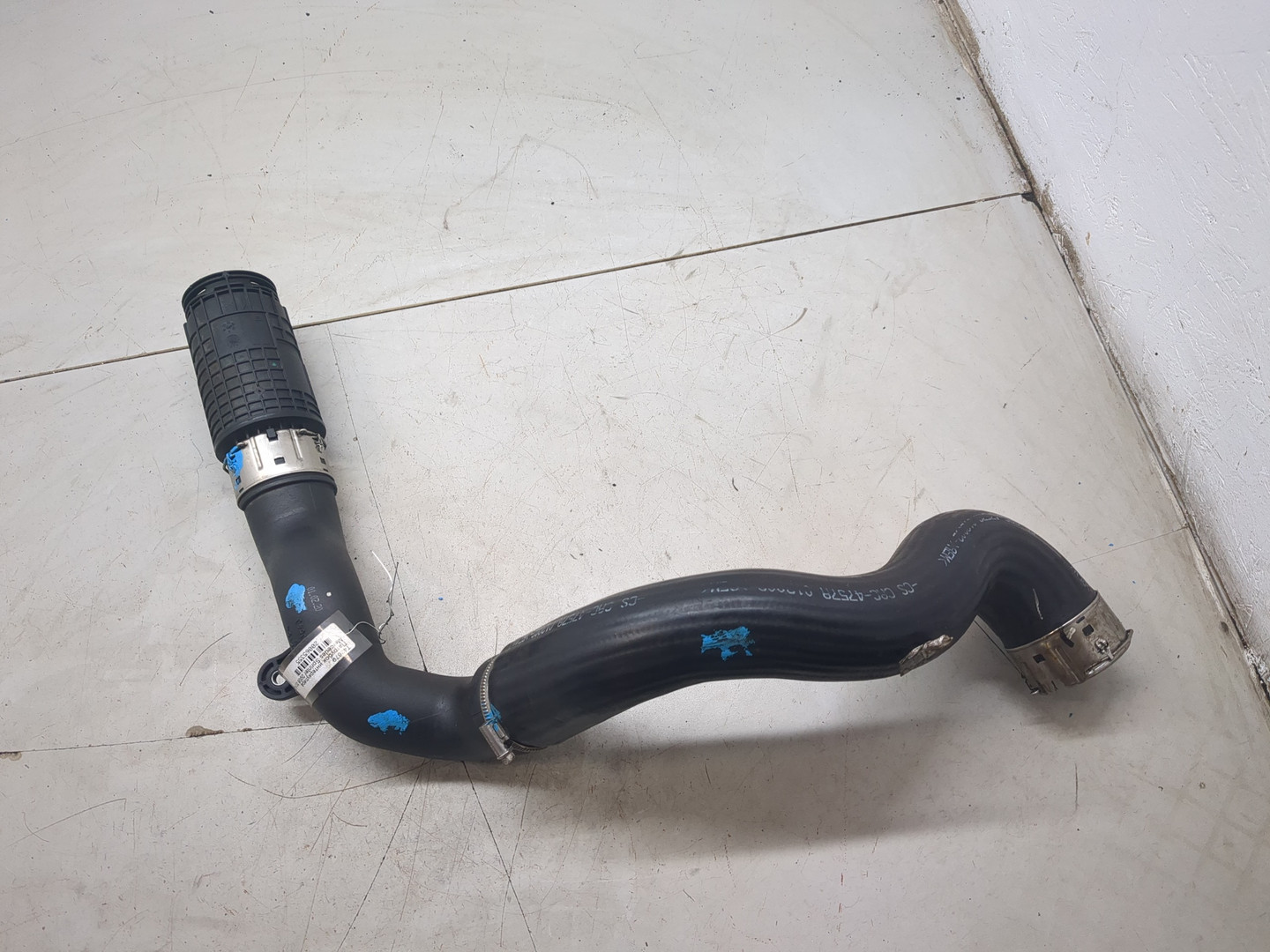 Патрубок интеркулера