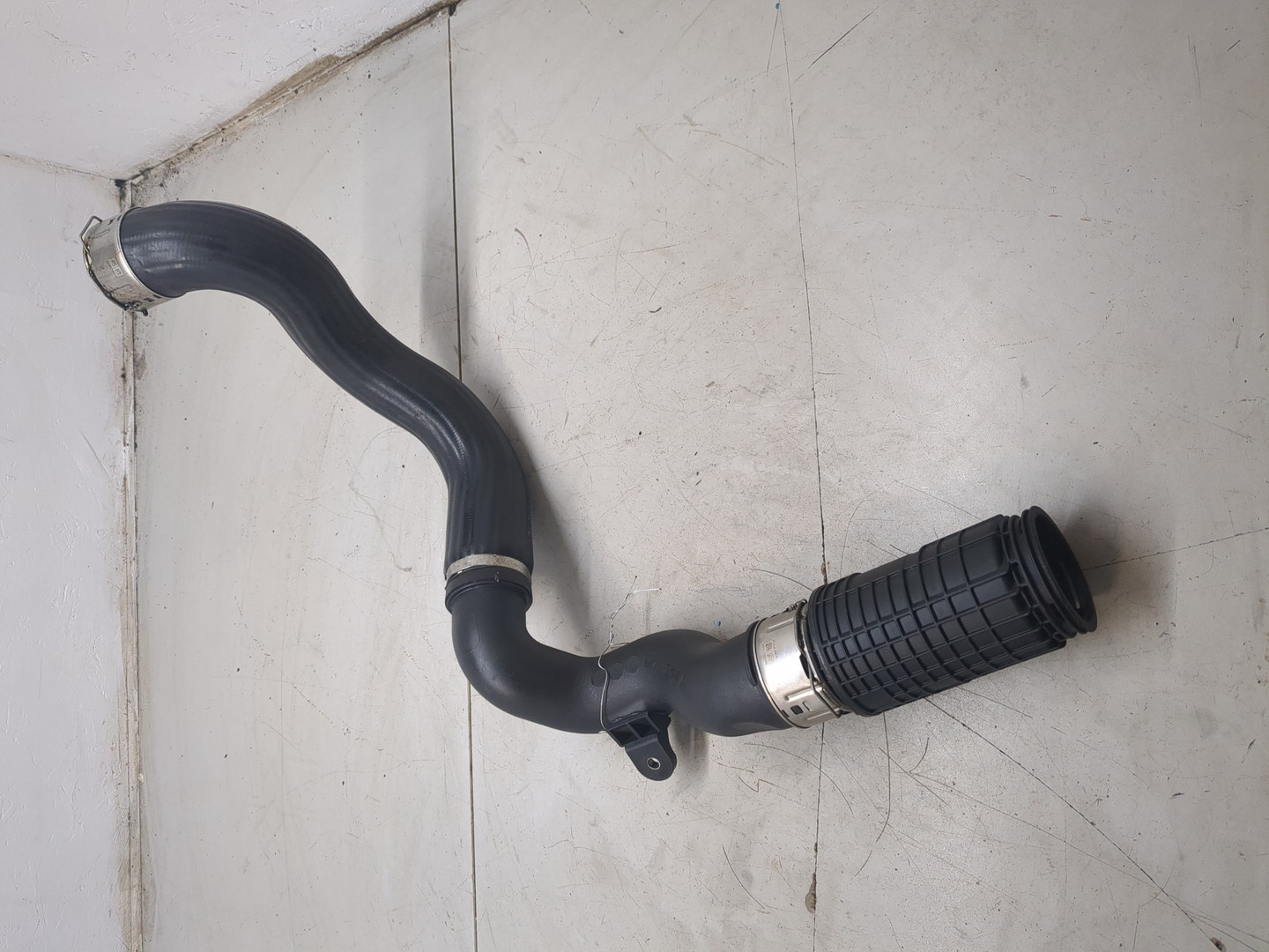 Патрубок интеркулера