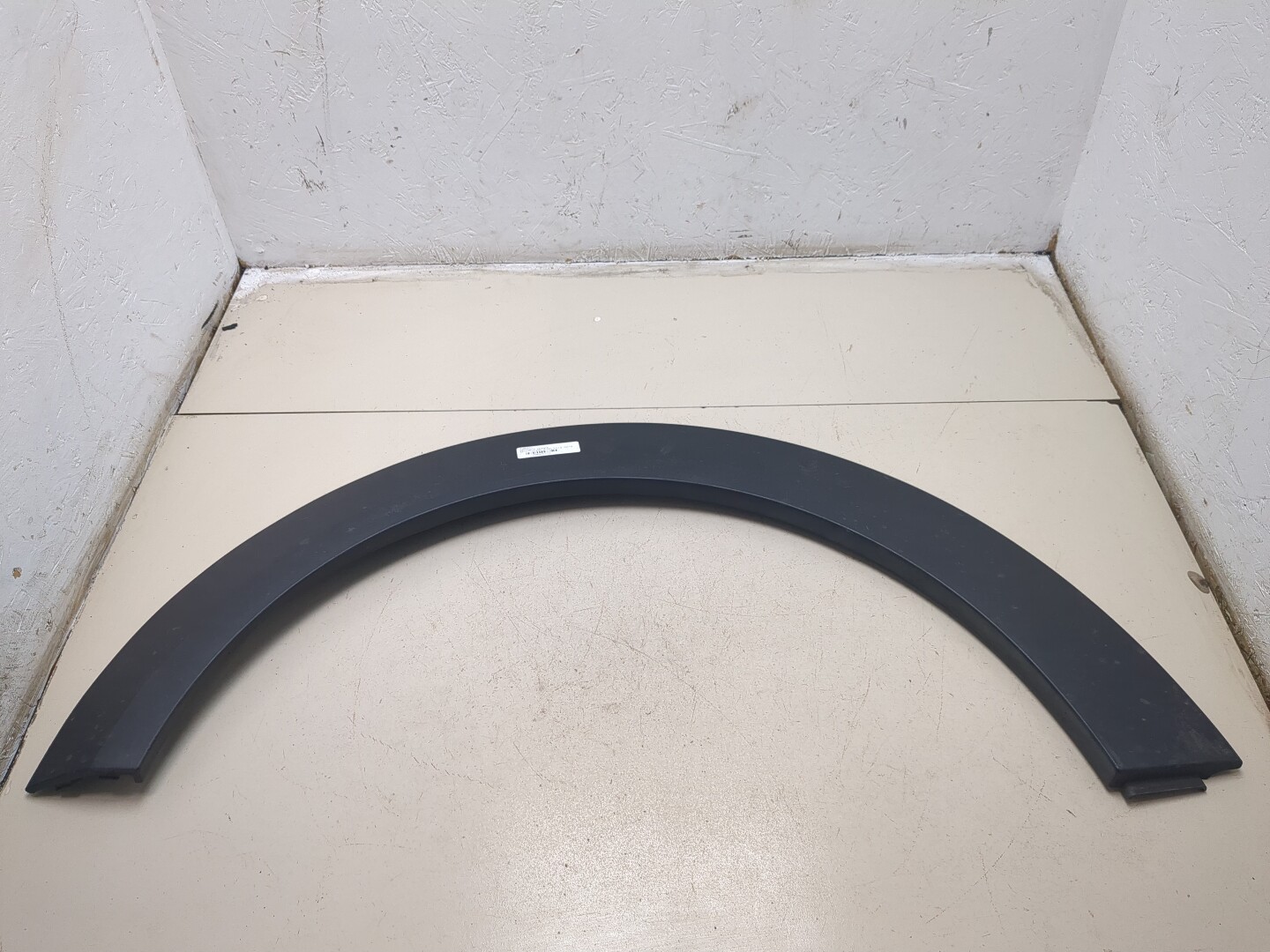 Молдинг заднего крыла правого