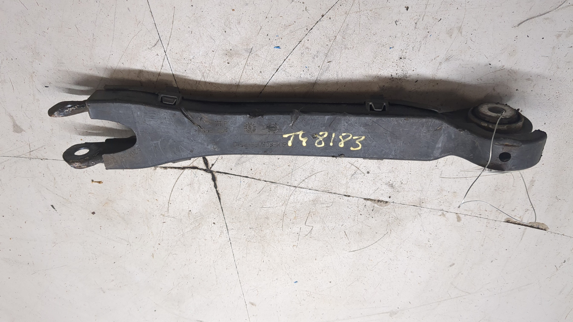 Рычаг задний