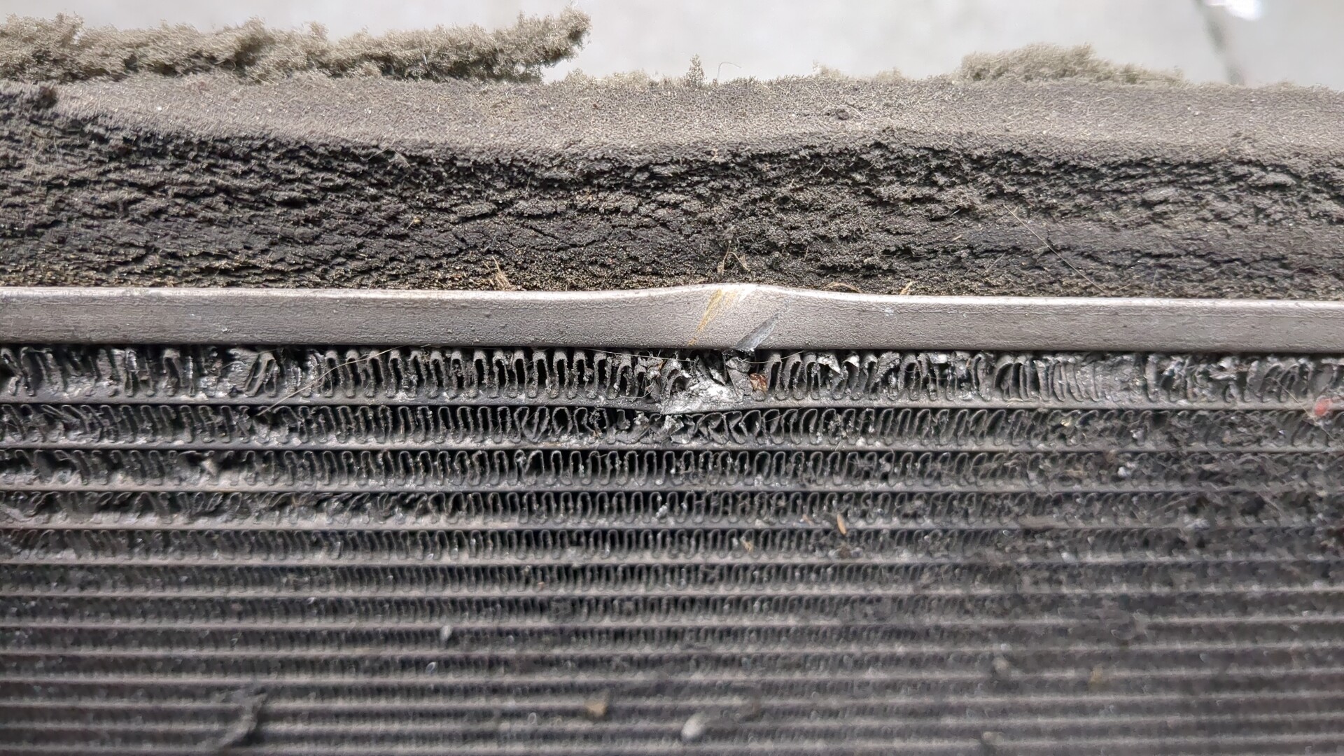 Радиатор охлаждения двигателя основной