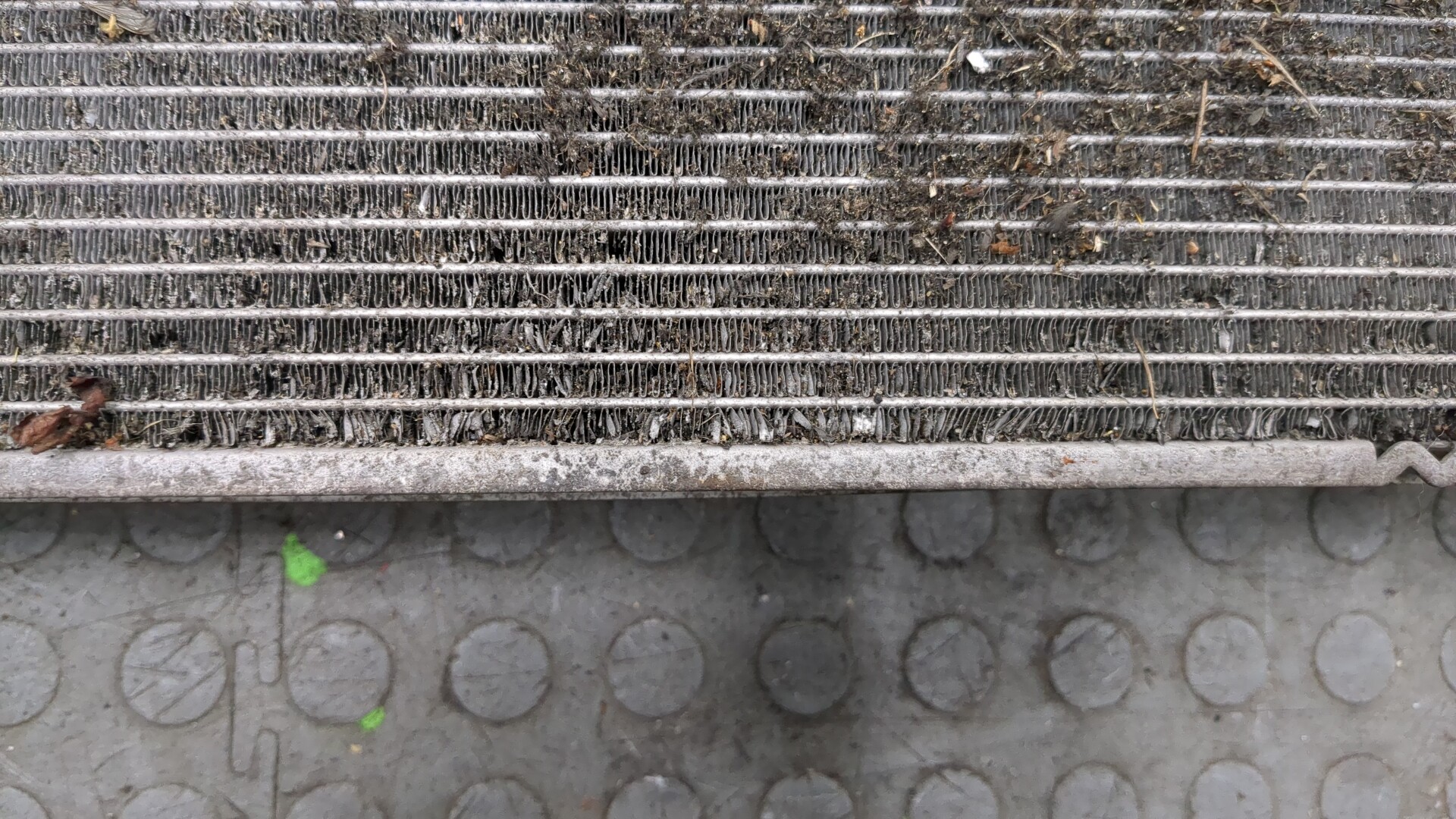 Радиатор охлаждения двигателя основной