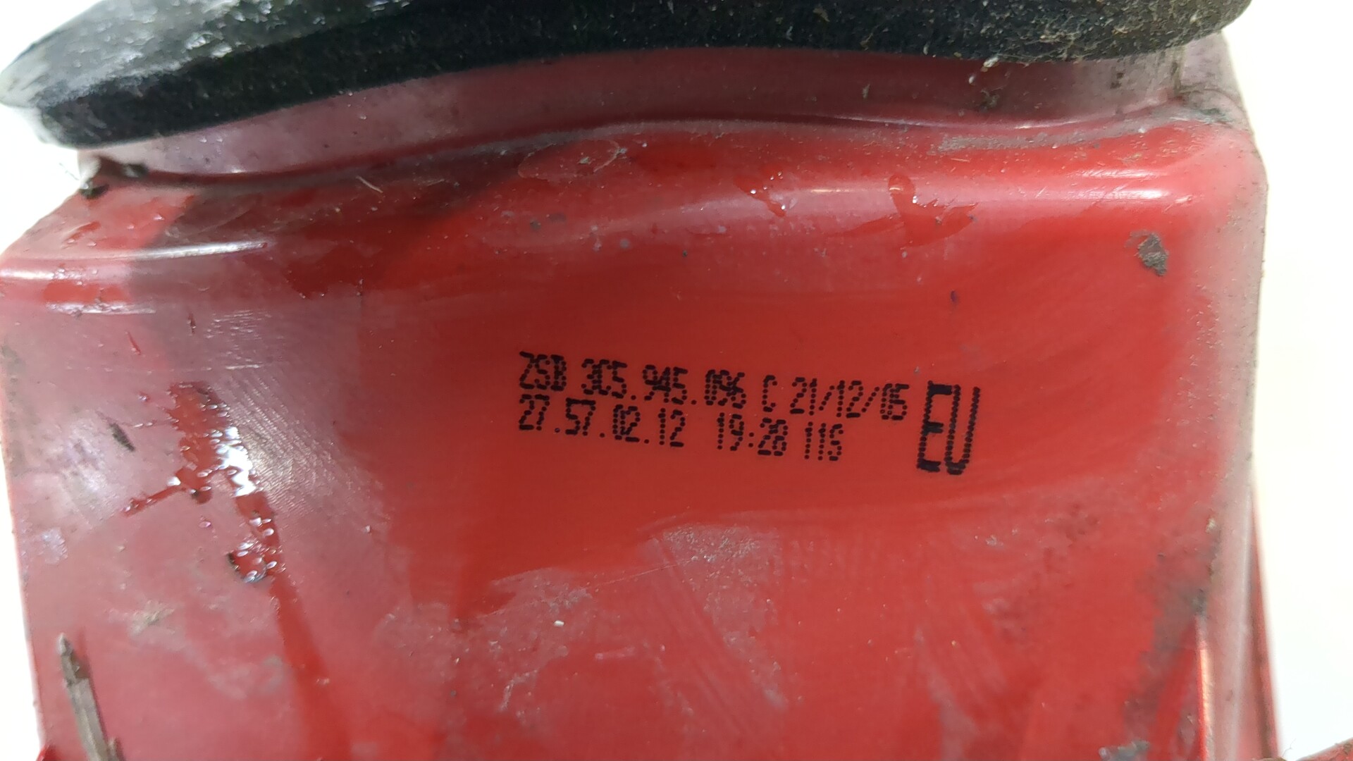 Фонарь задний правый