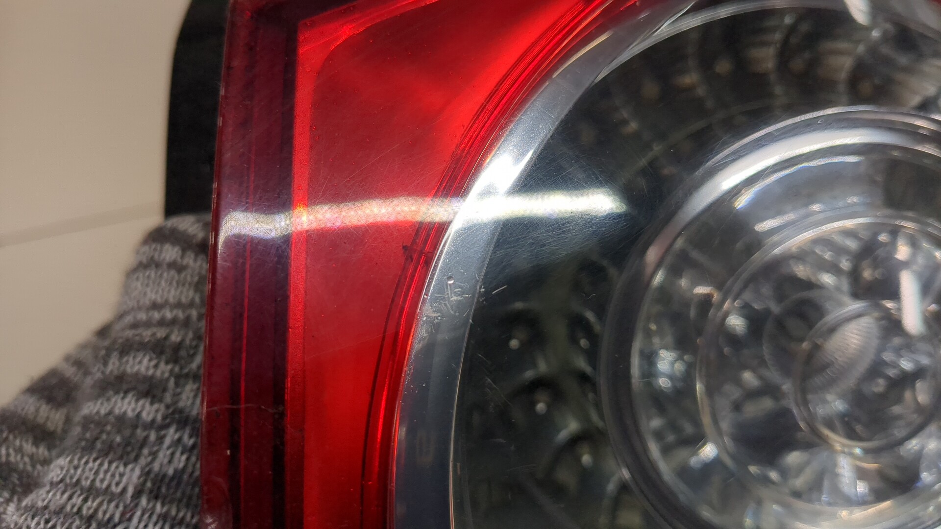 Фонарь задний правый