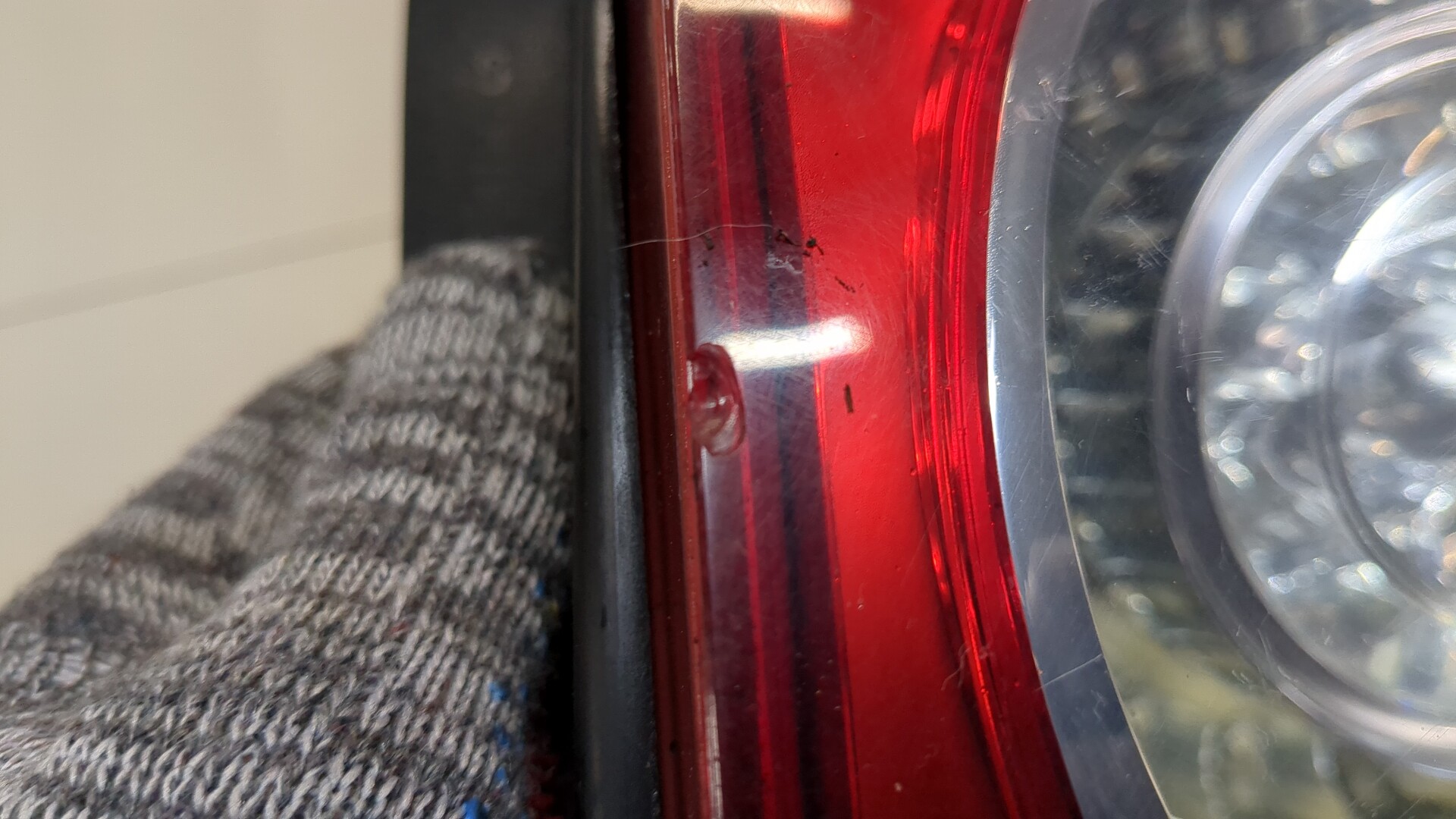 Фонарь задний правый