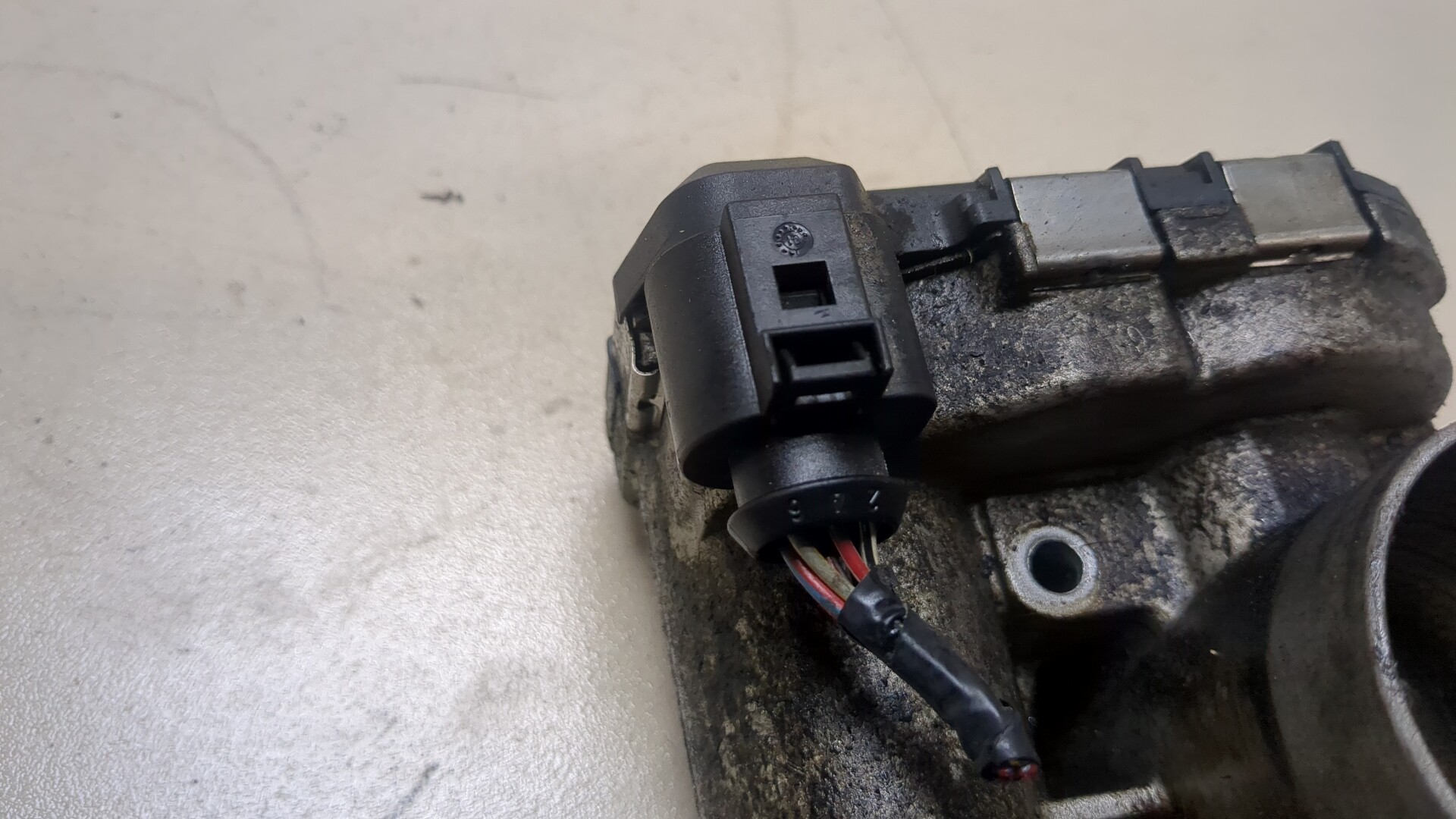 Заслонка дроссельная электрическая