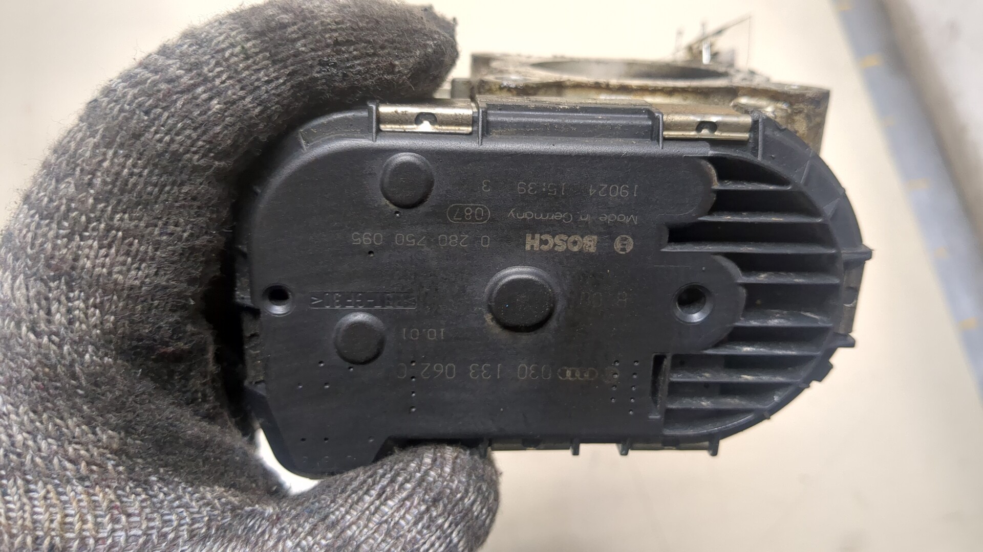 Заслонка дроссельная электрическая