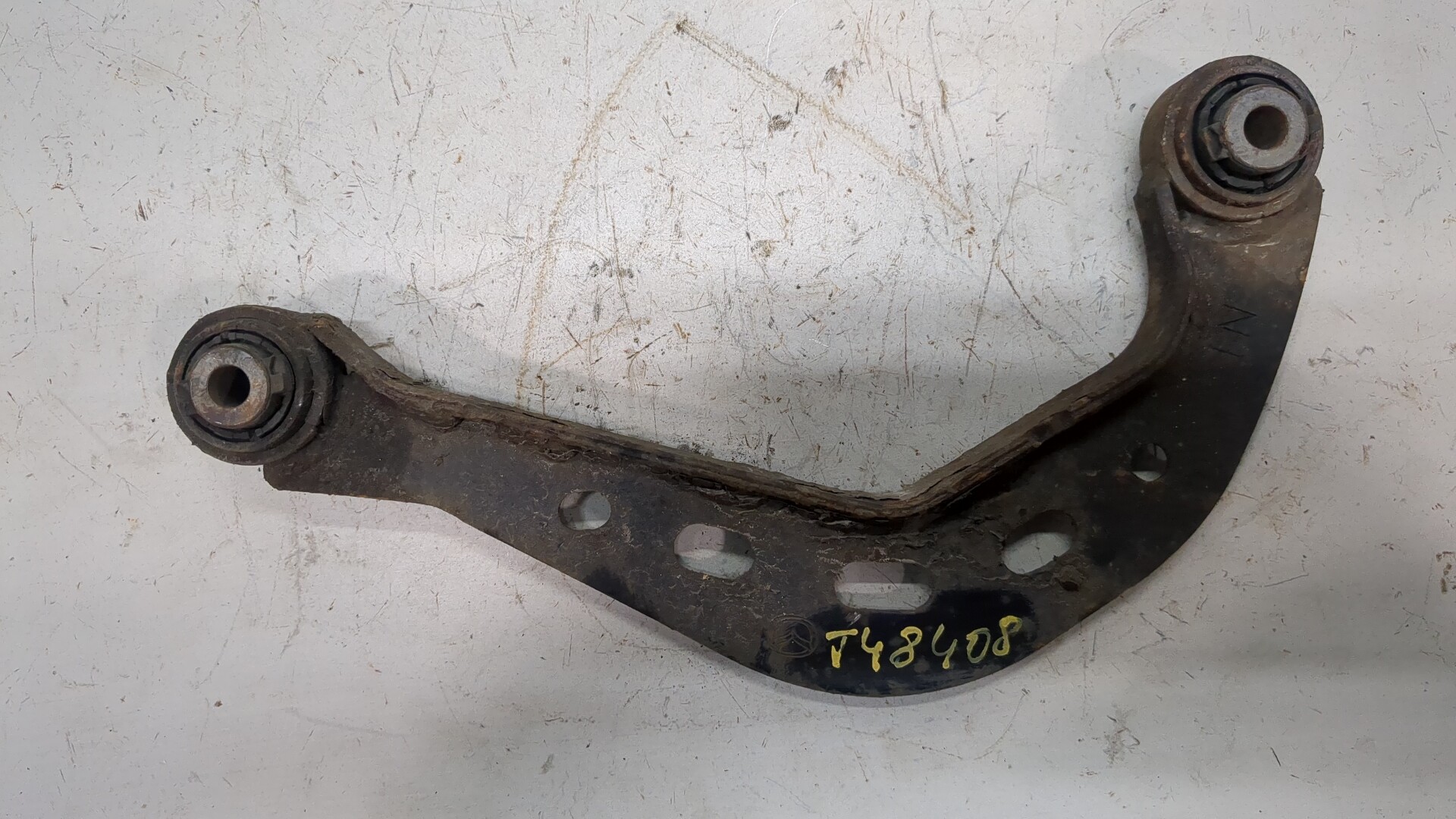 Рычаг задний