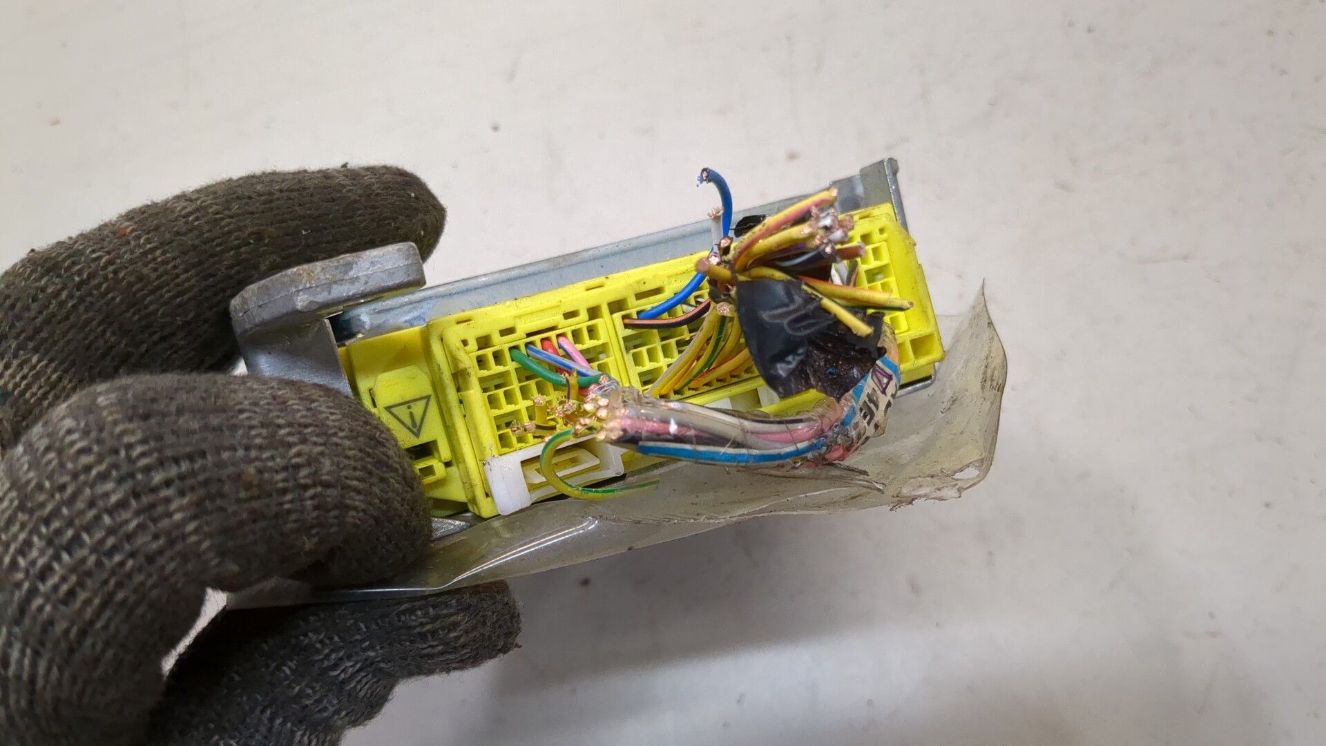 Блок управления подушек безопасности (AIR BAG)