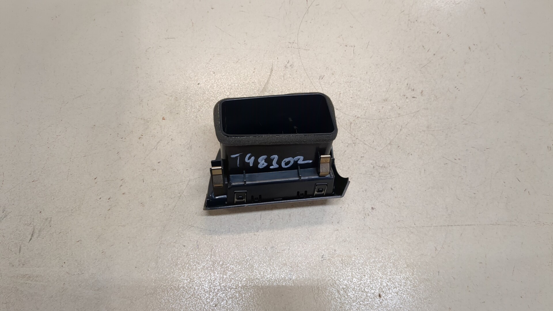 Дефлектор воздушный