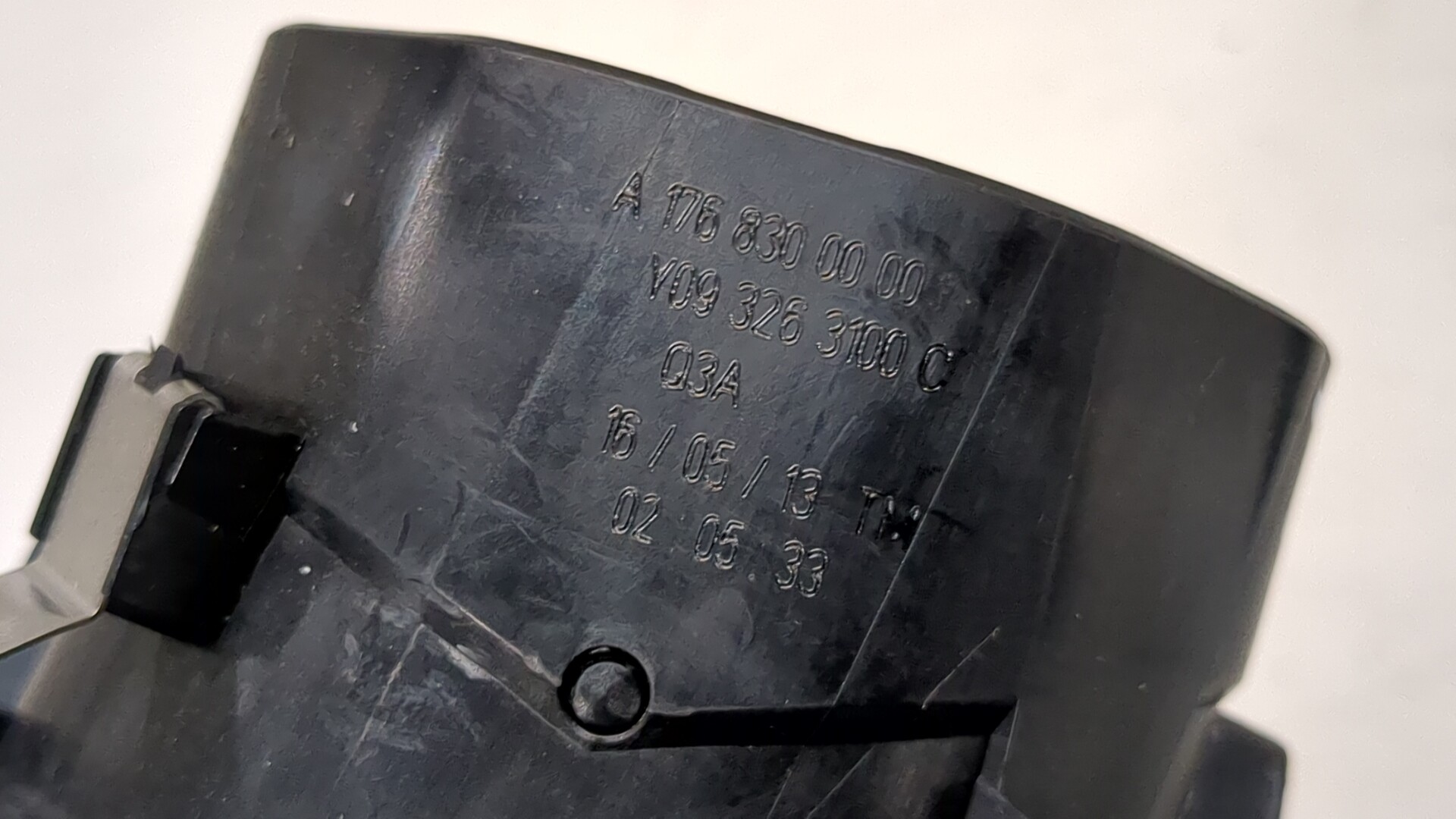 Дефлектор воздушный