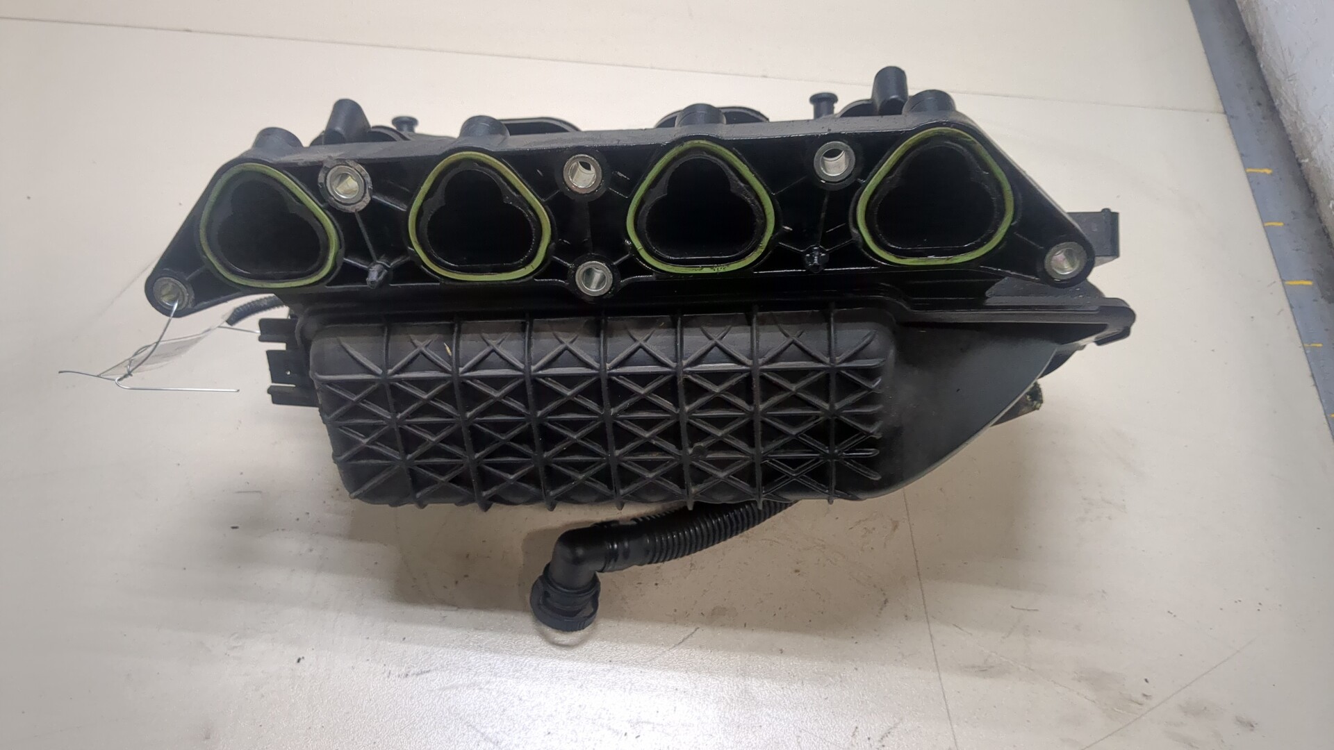 Коллектор впускной