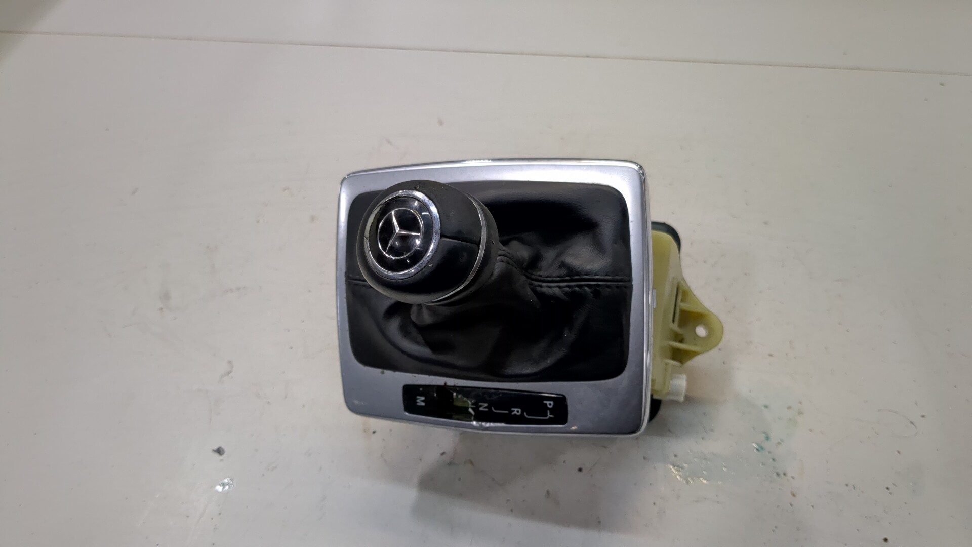 Кулиса МКПП / АКПП