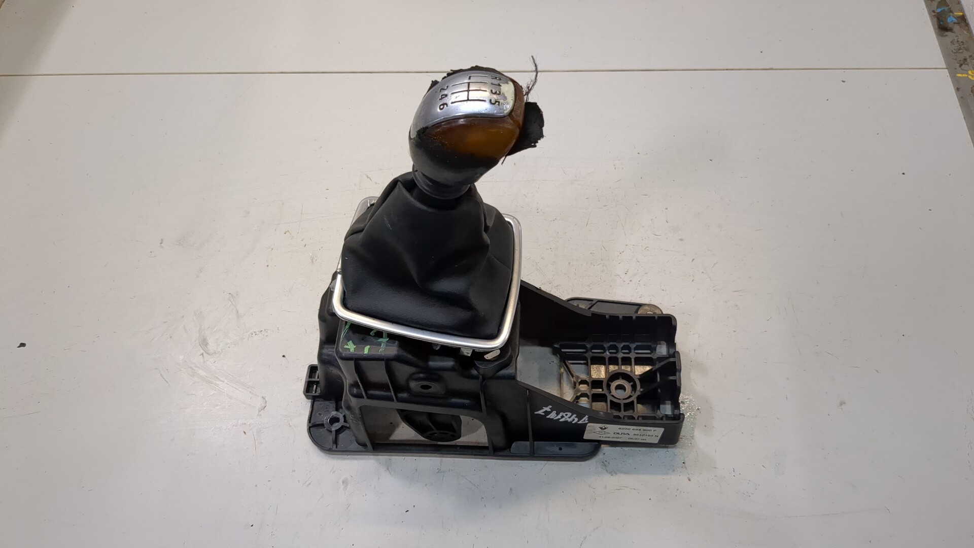 Кулиса МКПП / АКПП