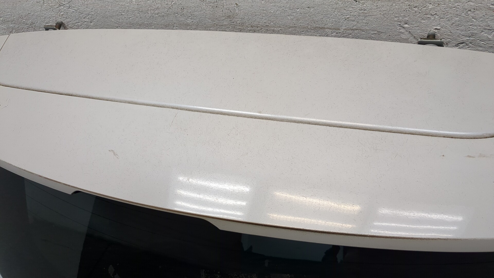 Дверь багажника