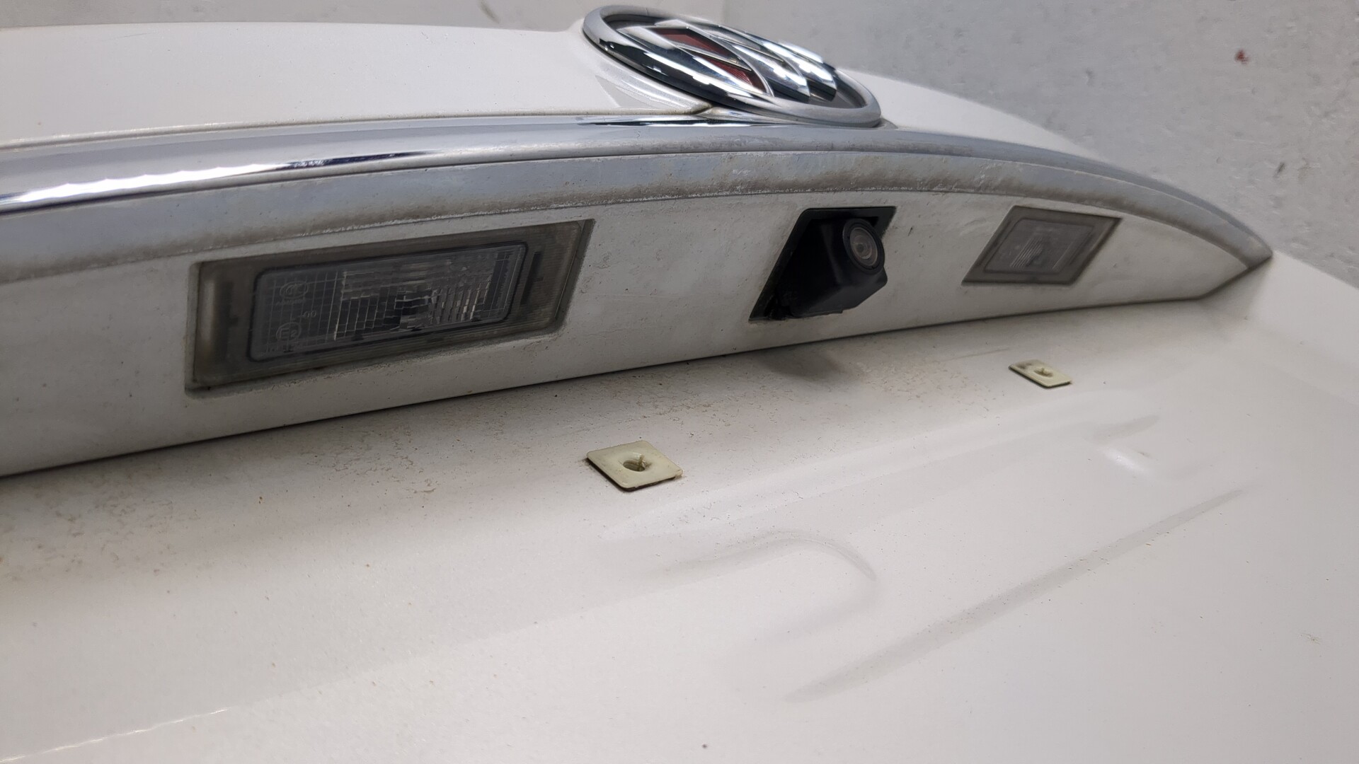 Дверь багажника