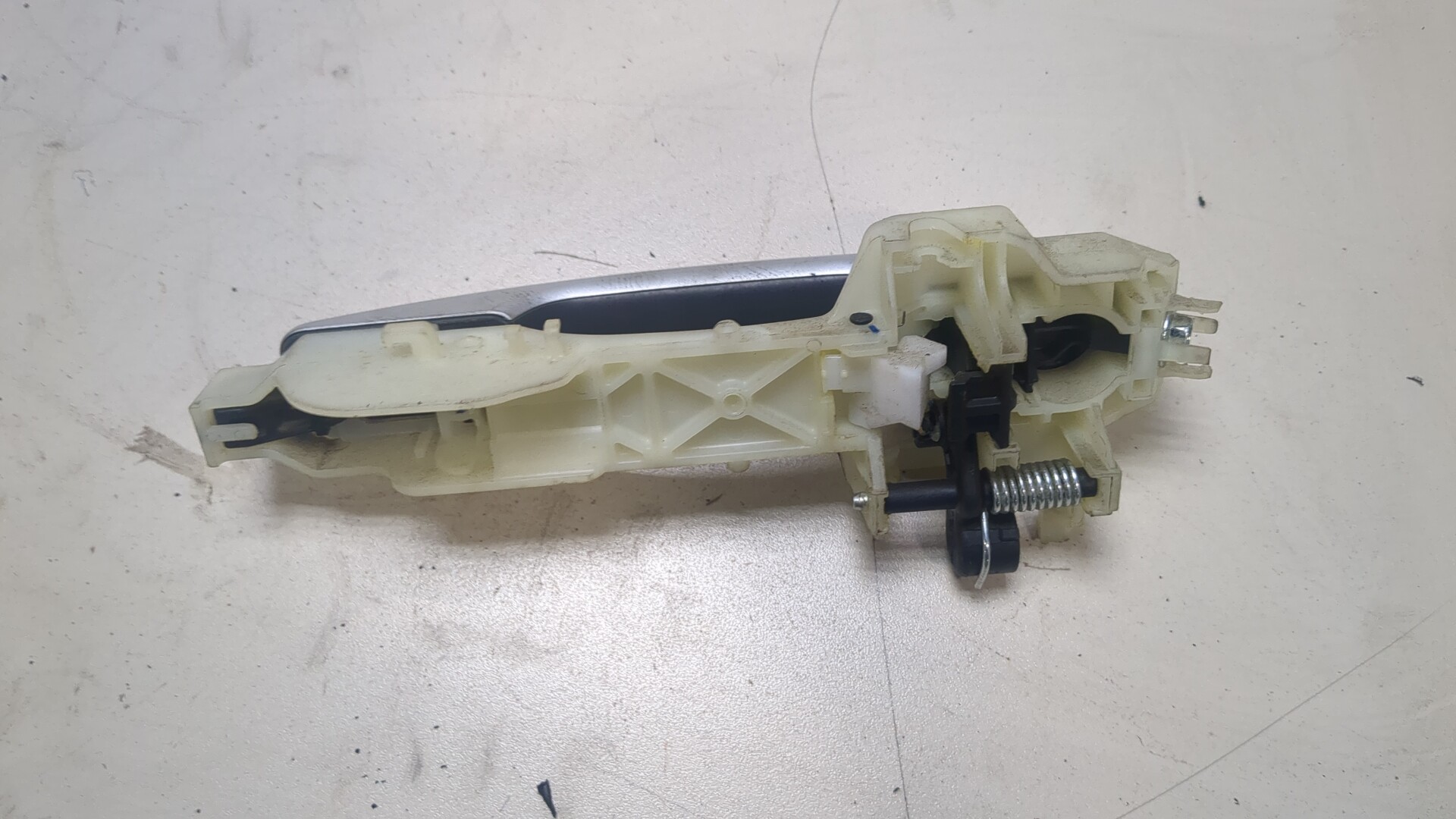 Ручка двери наружная