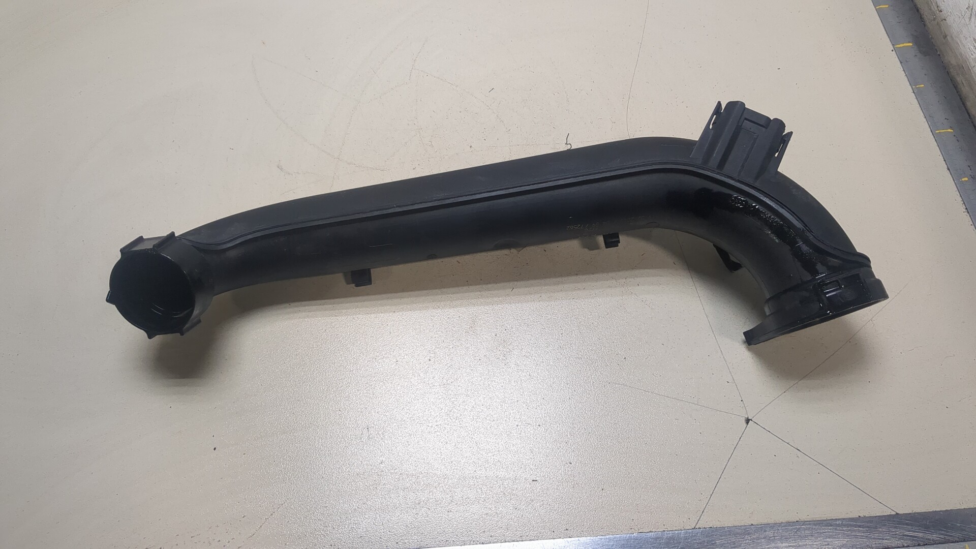 Патрубок интеркулера