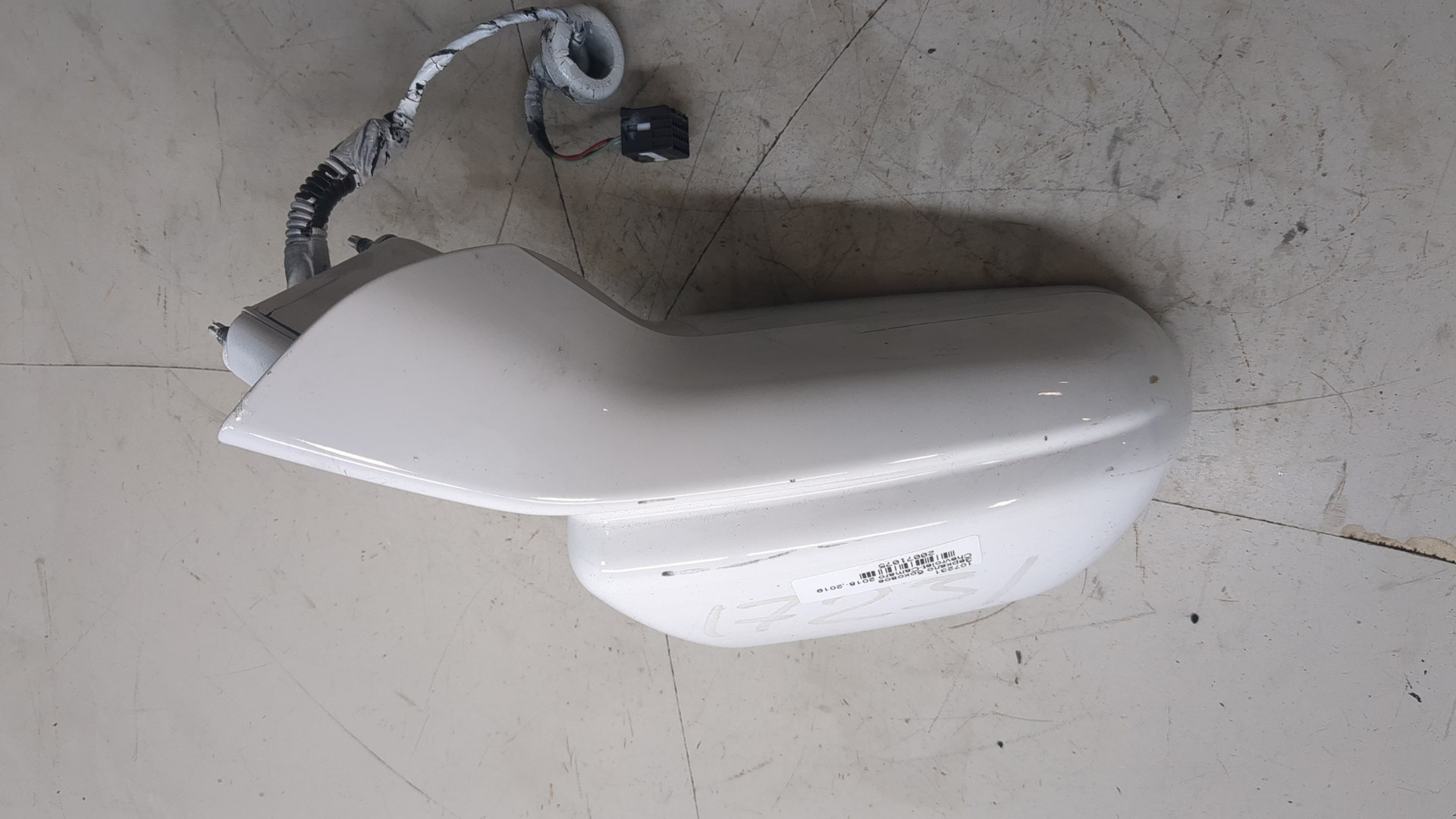 Зеркало правое электрическое