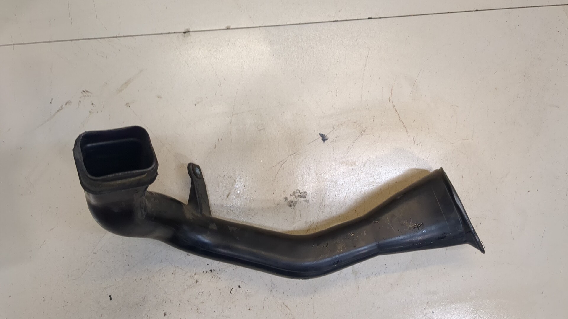 Воздухозаборник (внутри)