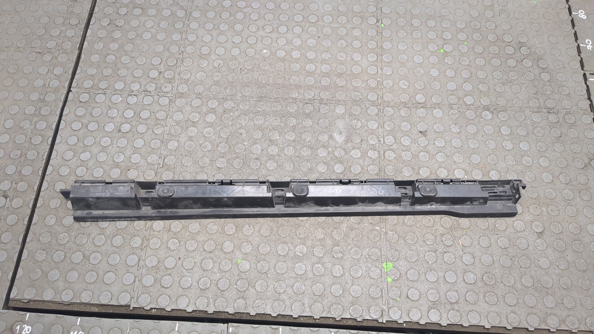 Кронштейн (сопут. товар)