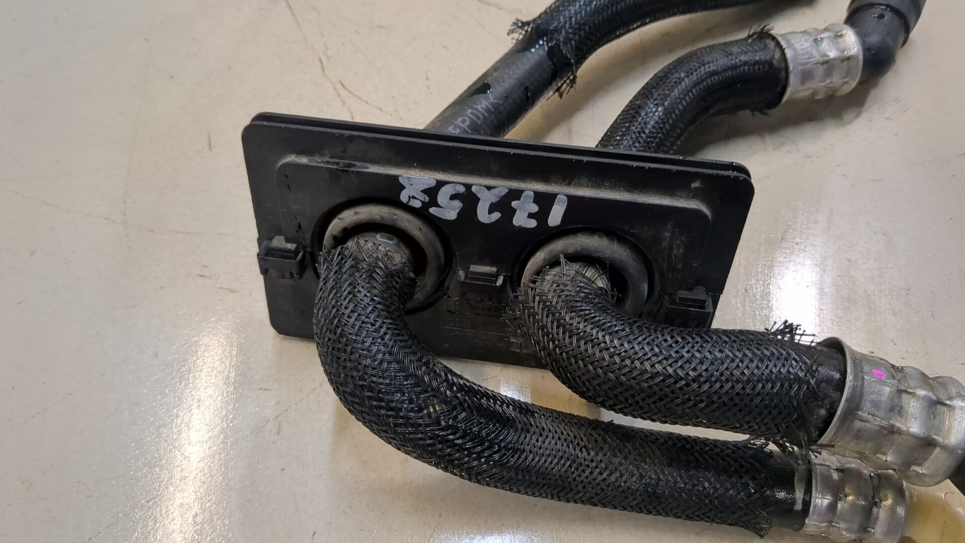 Шланг системы охлаждения