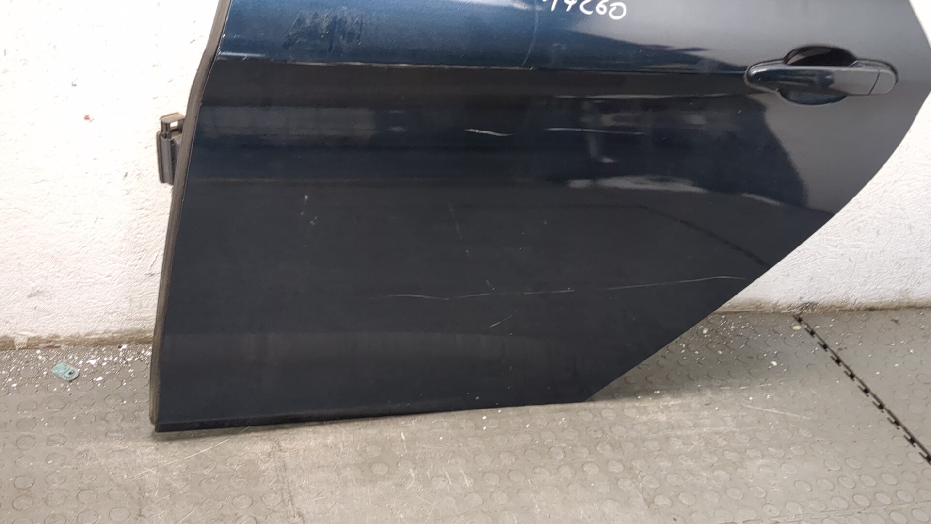 Дверь задняя левая