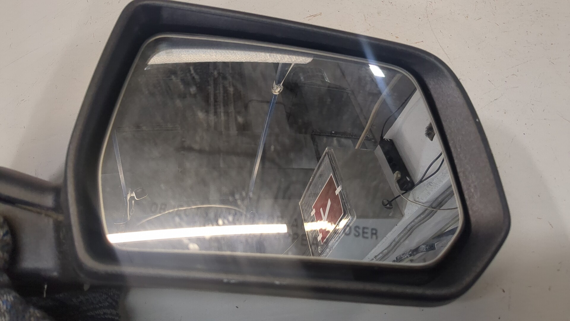 Зеркало правое электрическое