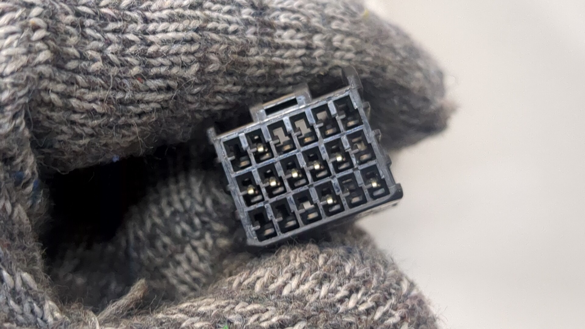 Зеркало правое электрическое