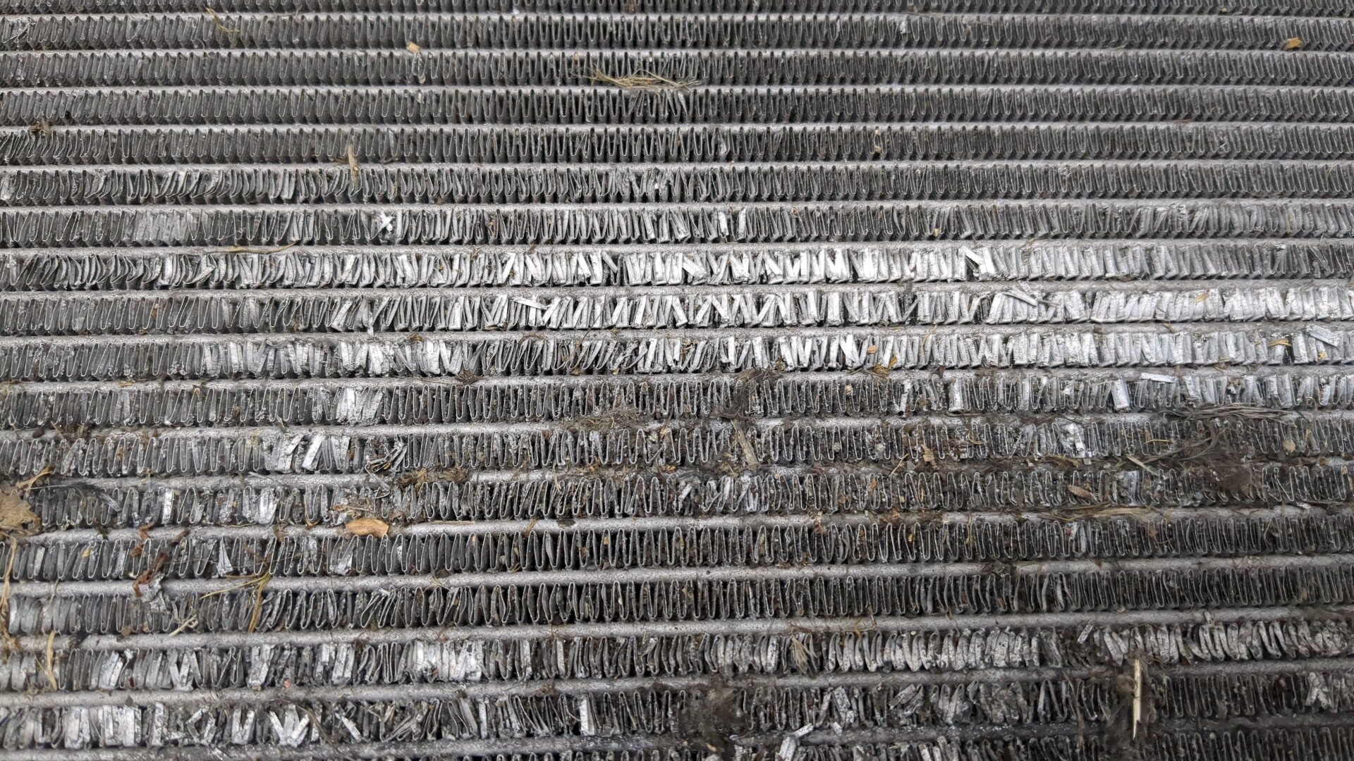 Радиатор охлаждения двигателя основной