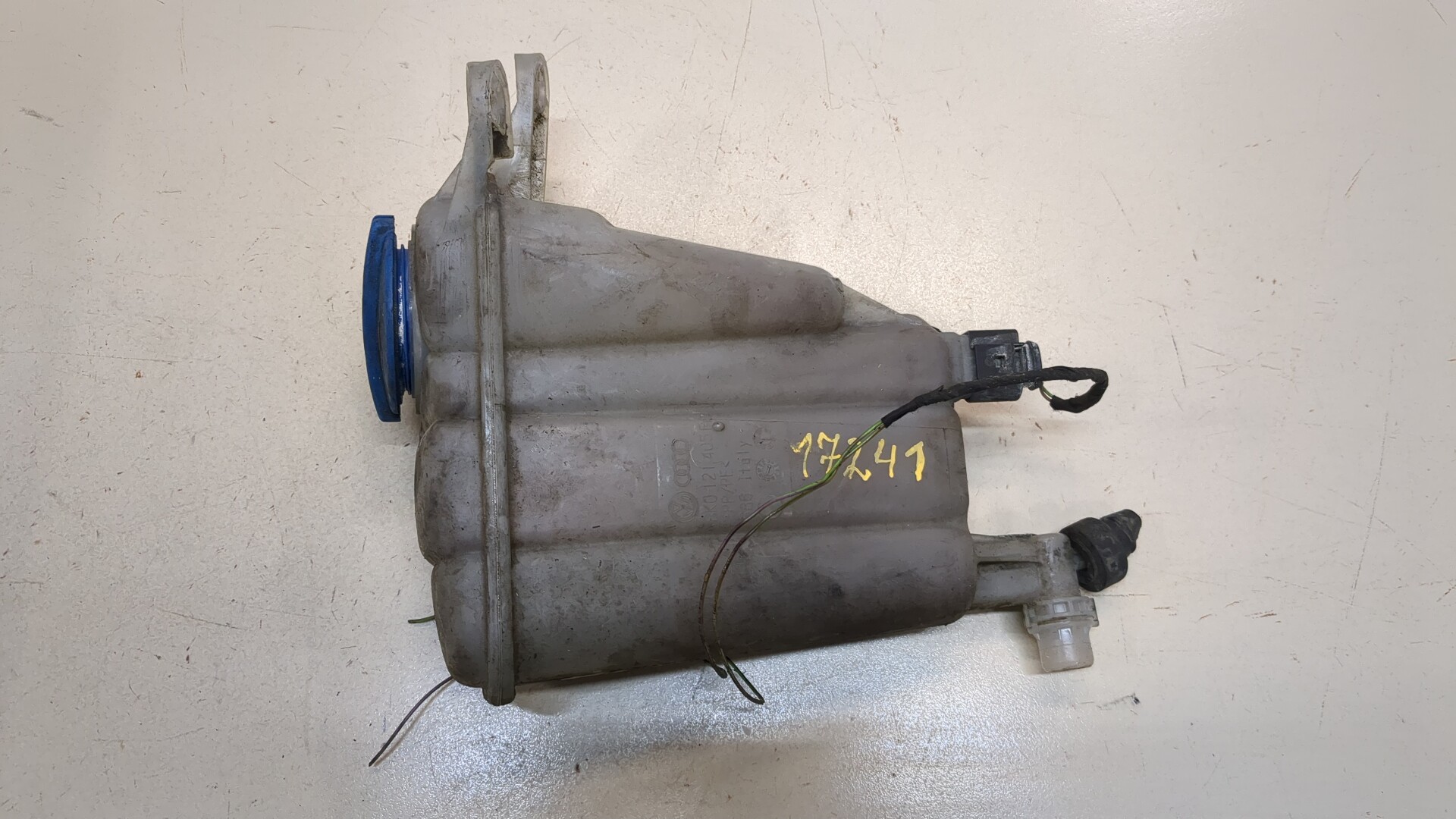 Бачок расширительный