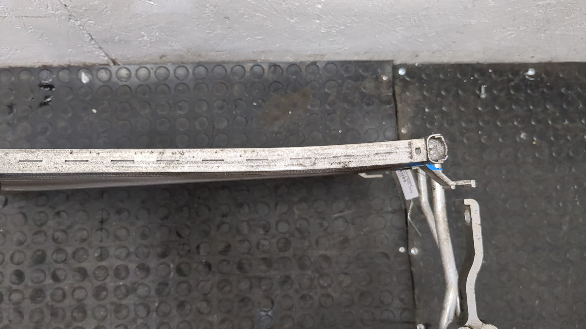 Радиатор кондиционера / конденсер