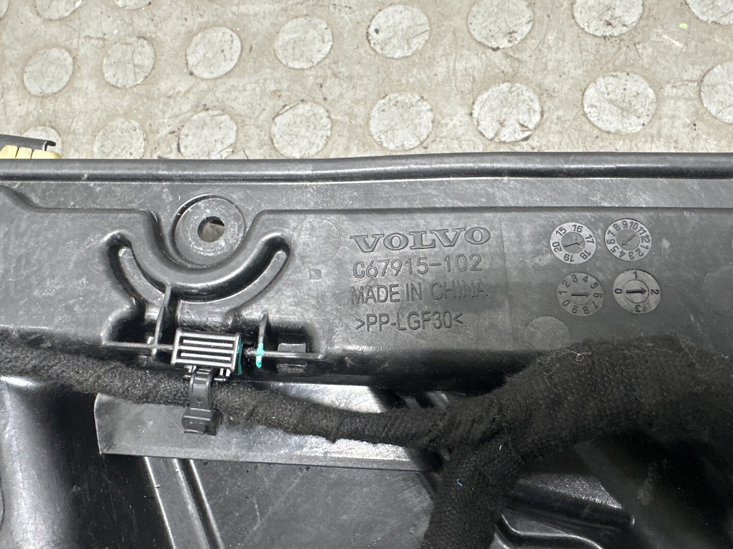 Стеклоподъемник электр. передний левый