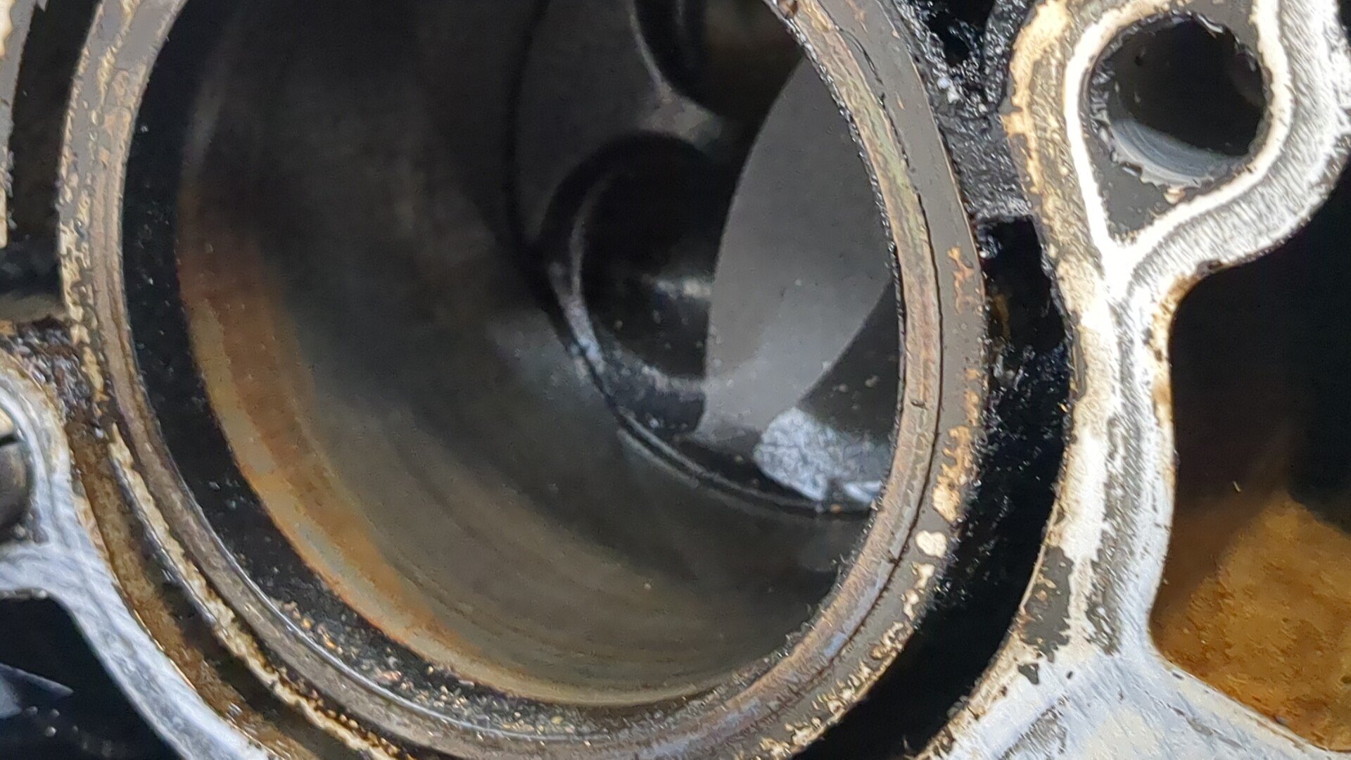 Блок двигателя