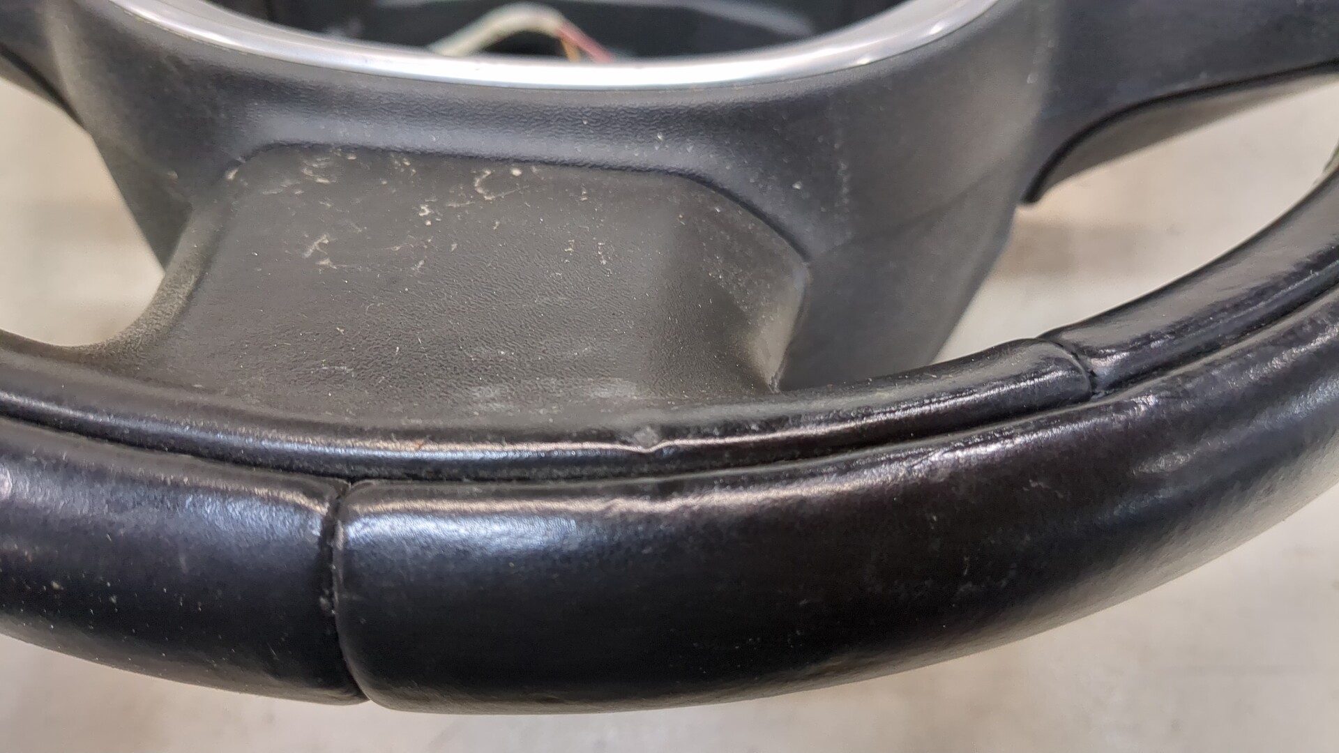 Рулевое колесо (руль)