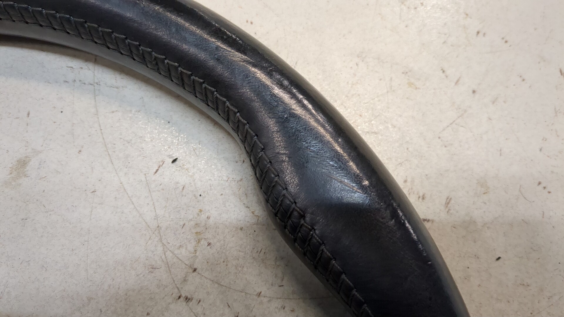 Рулевое колесо (руль)