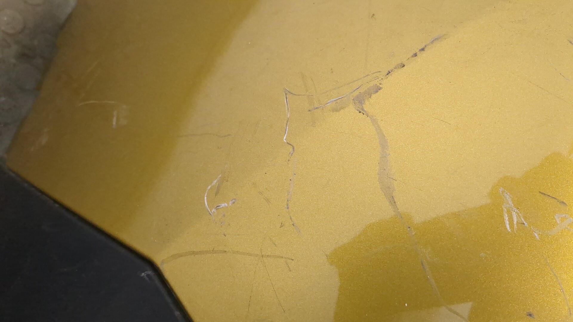 Бампер задний