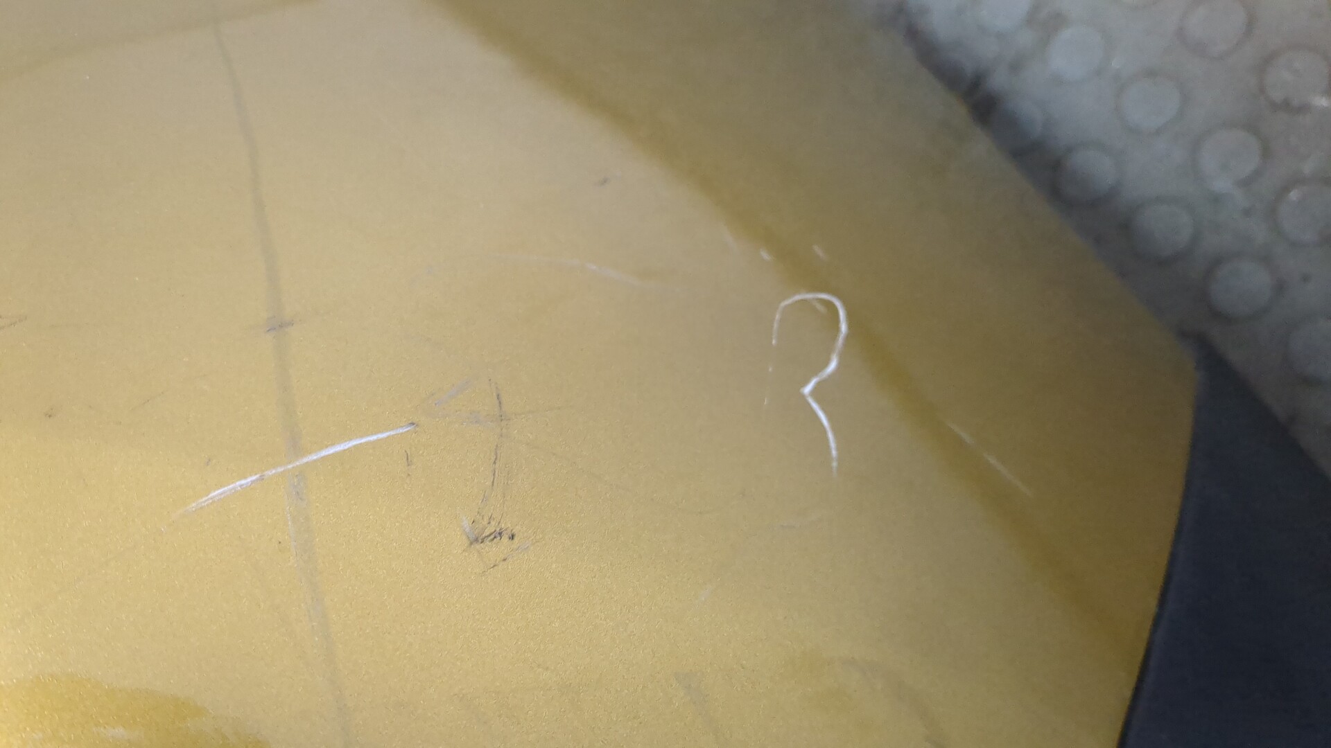 Бампер задний