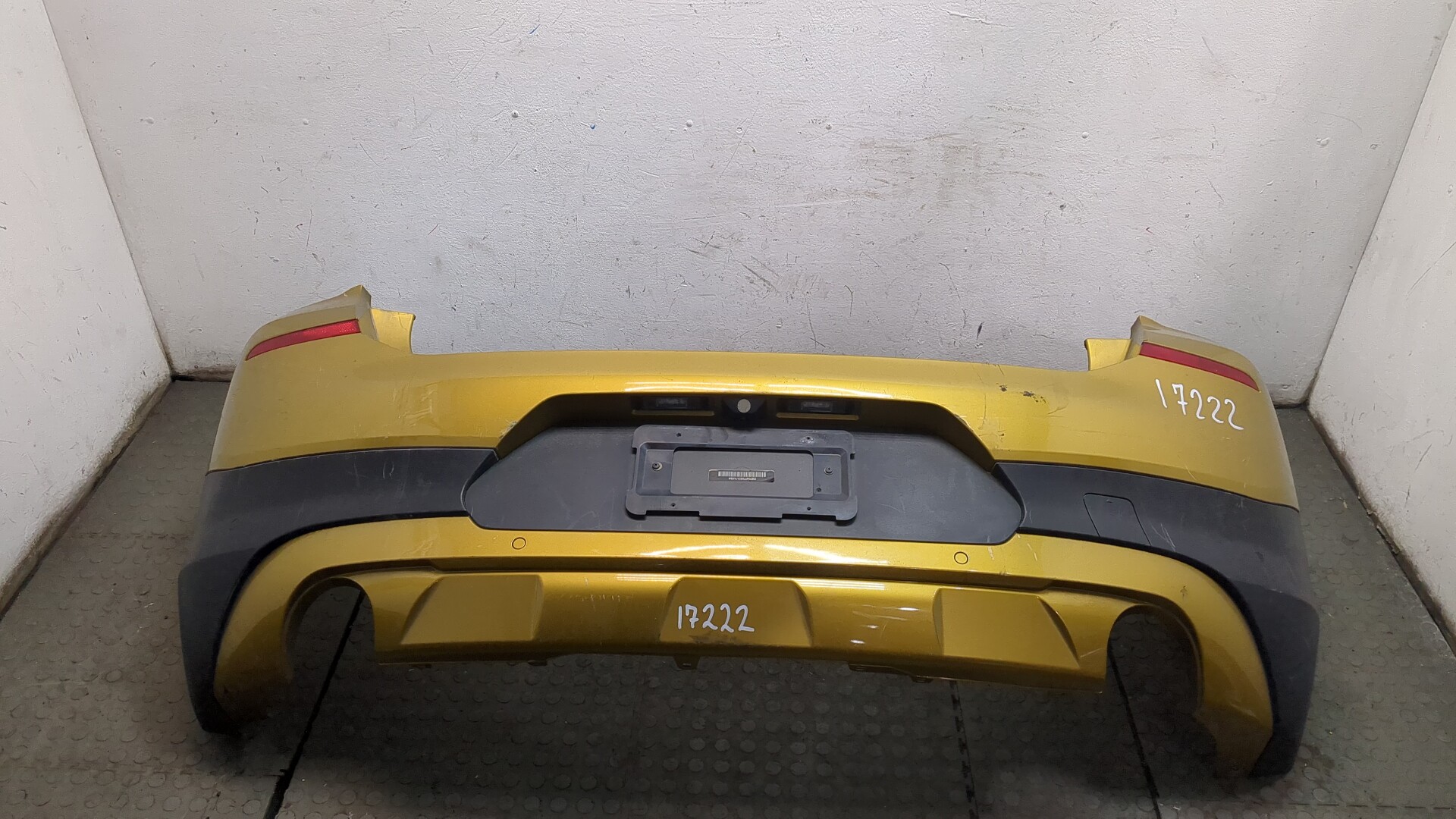 Бампер задний