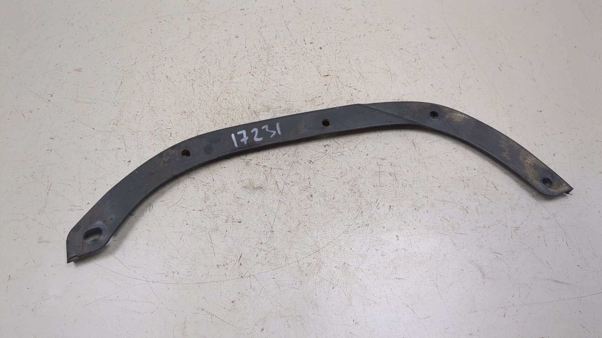 Накладка (кузов наружные)