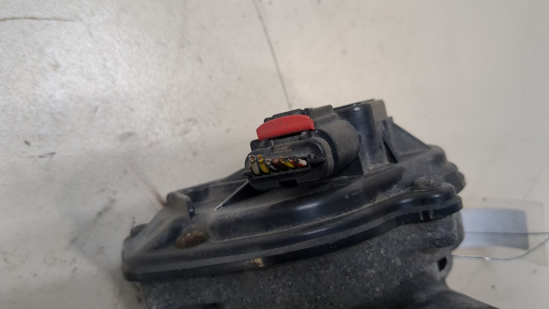 Заслонка дроссельная электрическая