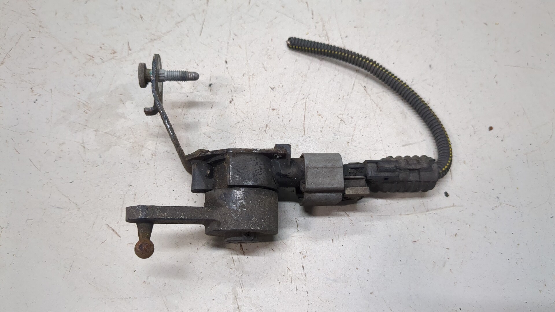 Датчик регулировки дорож. просвета