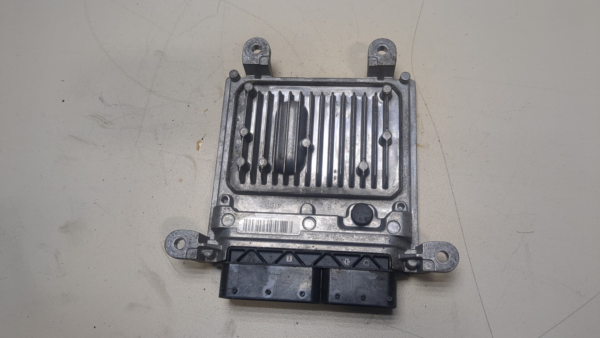 Блок управления двигателем