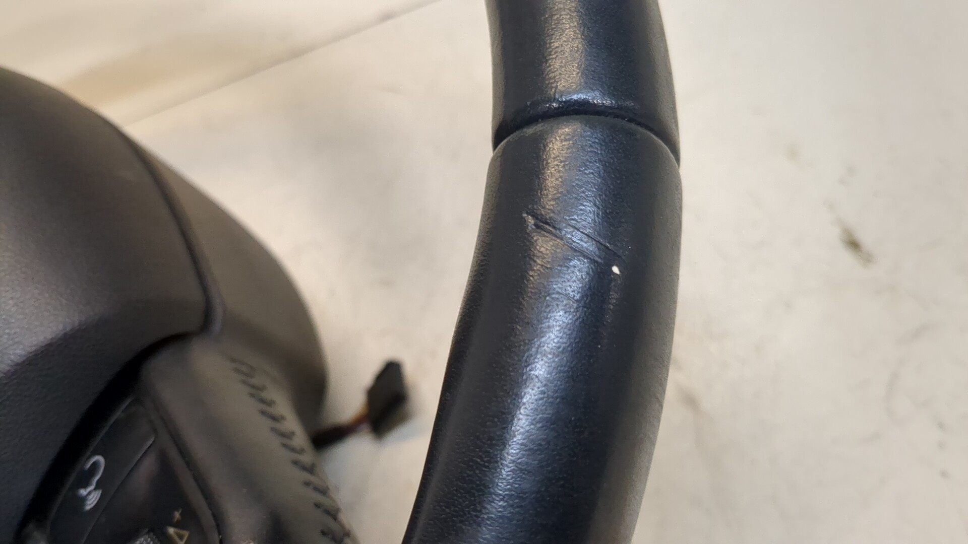 Рулевое колесо (руль)