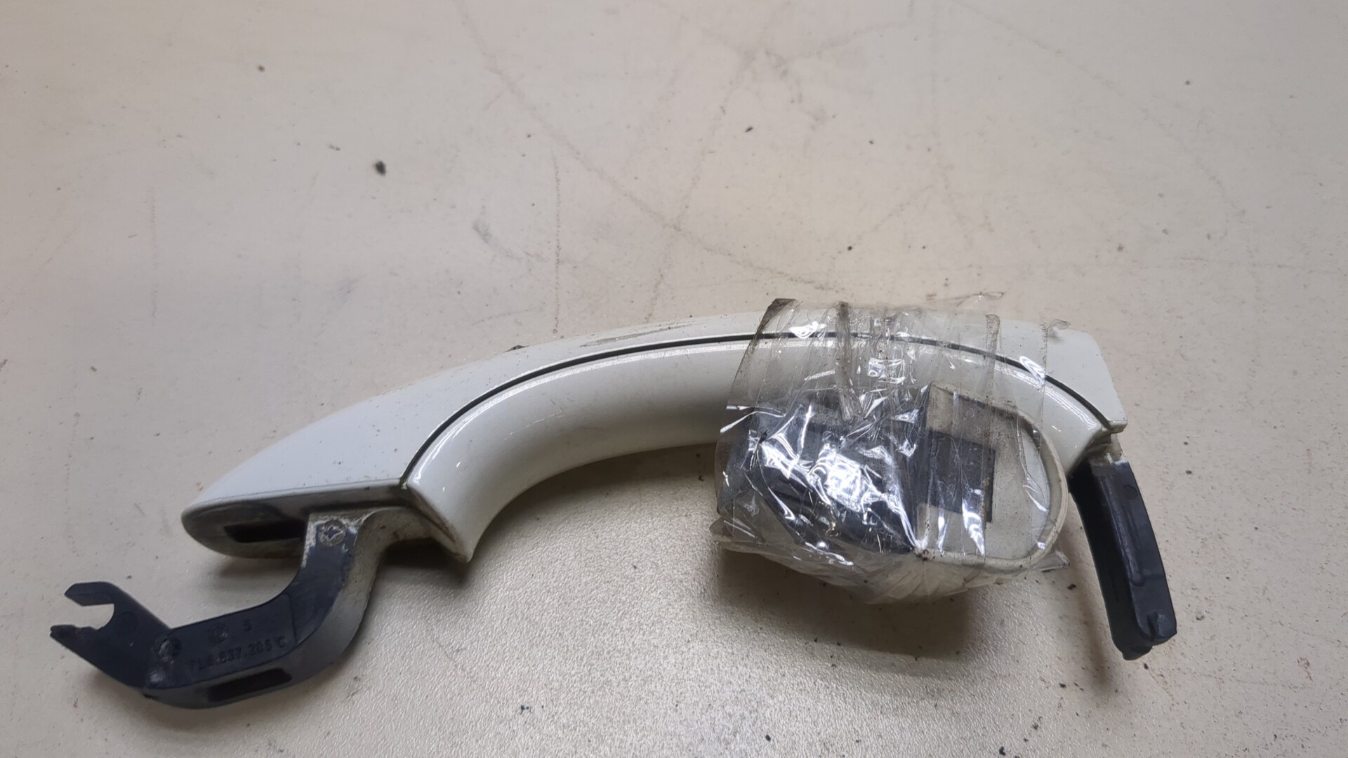 Ручка двери наружная