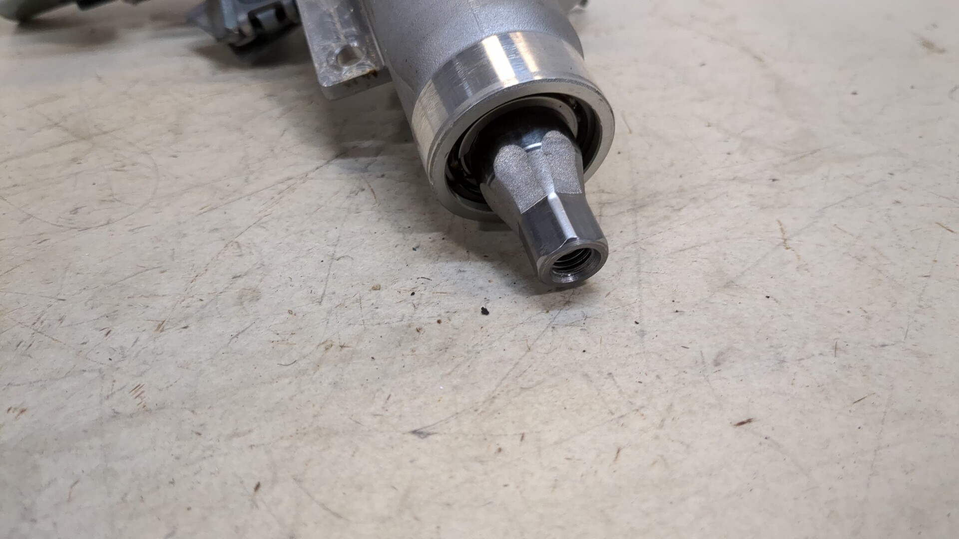 Серводвигатель рулевой рейки