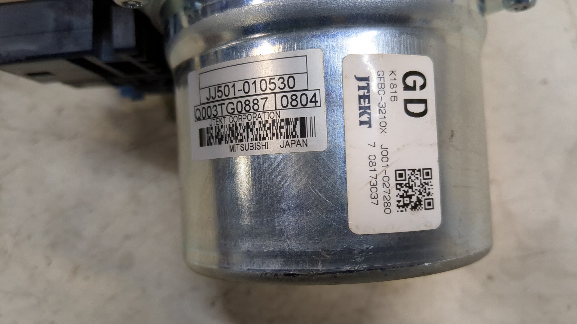 Серводвигатель рулевой рейки