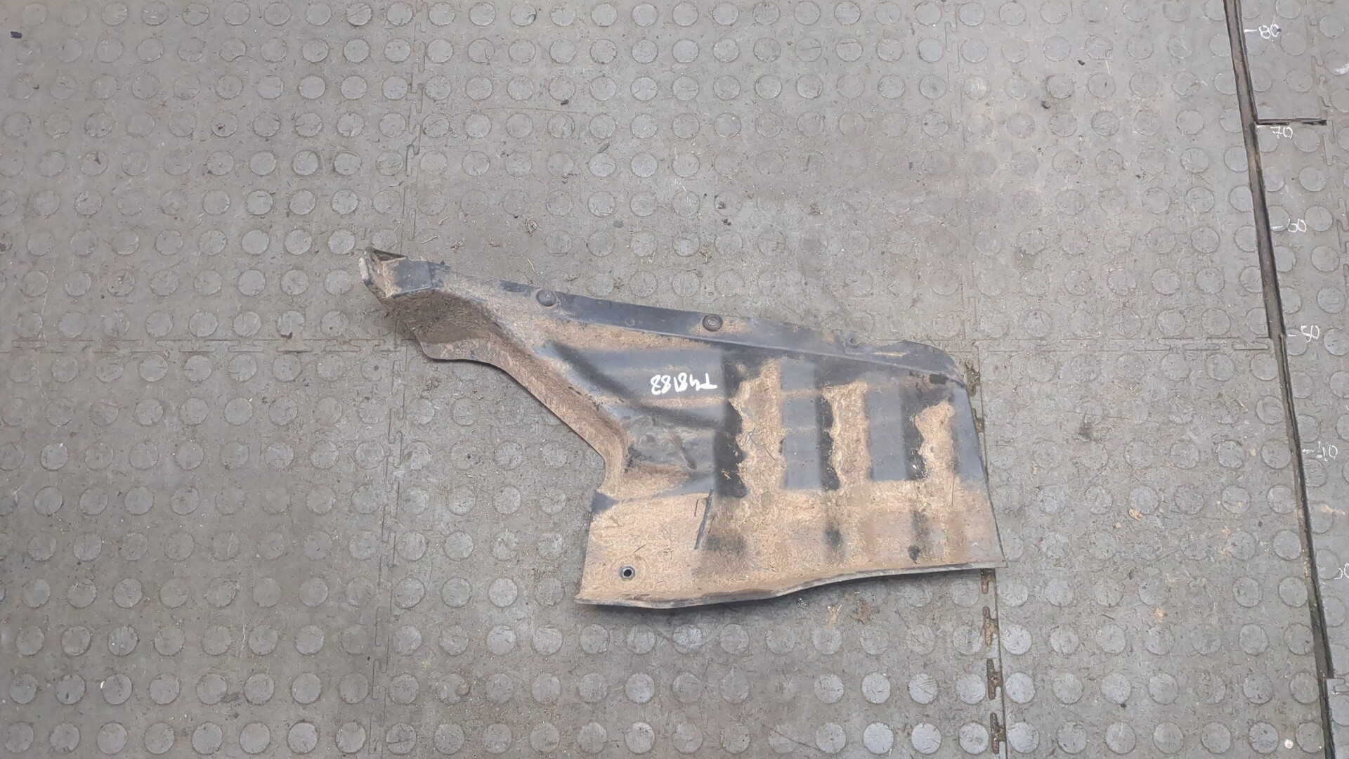 Локер задний левый