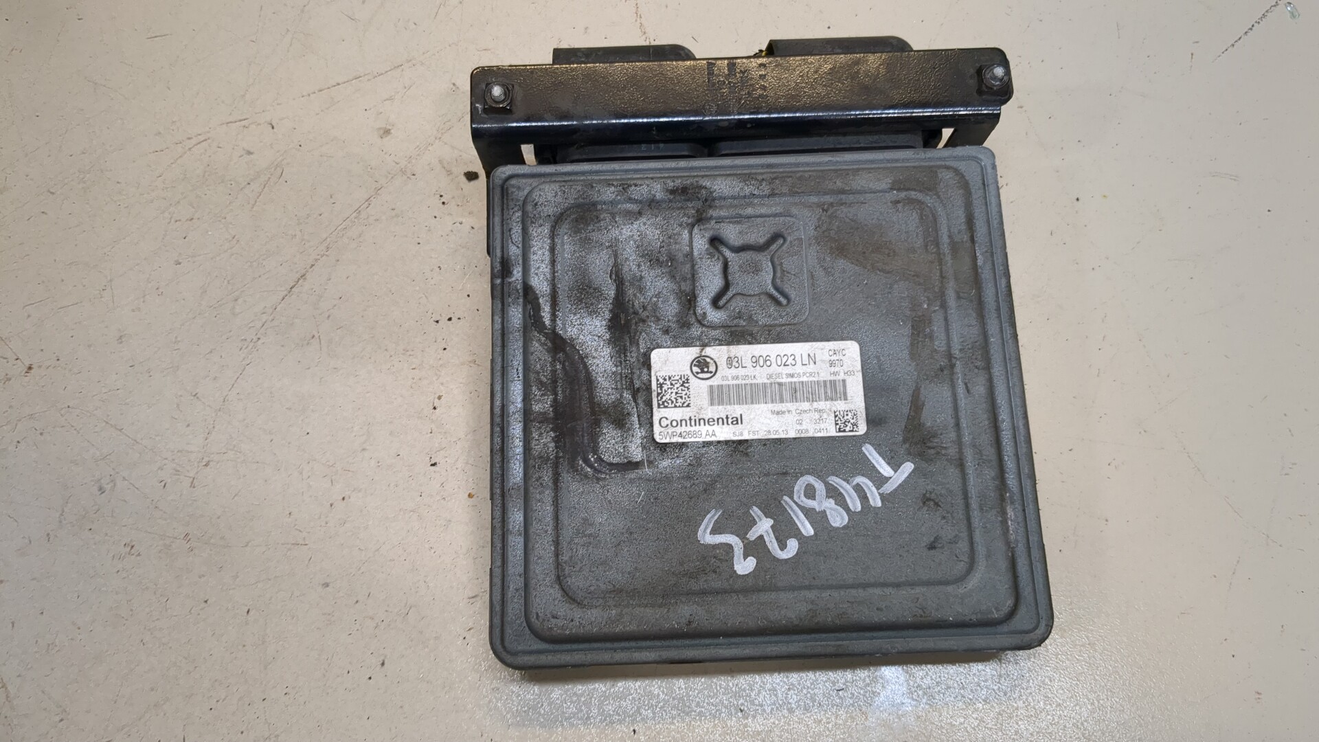 Блок управления двигателем